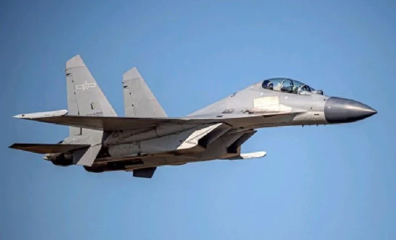 國防部陸續偵獲共軍機艦擾台。（國防部提供）