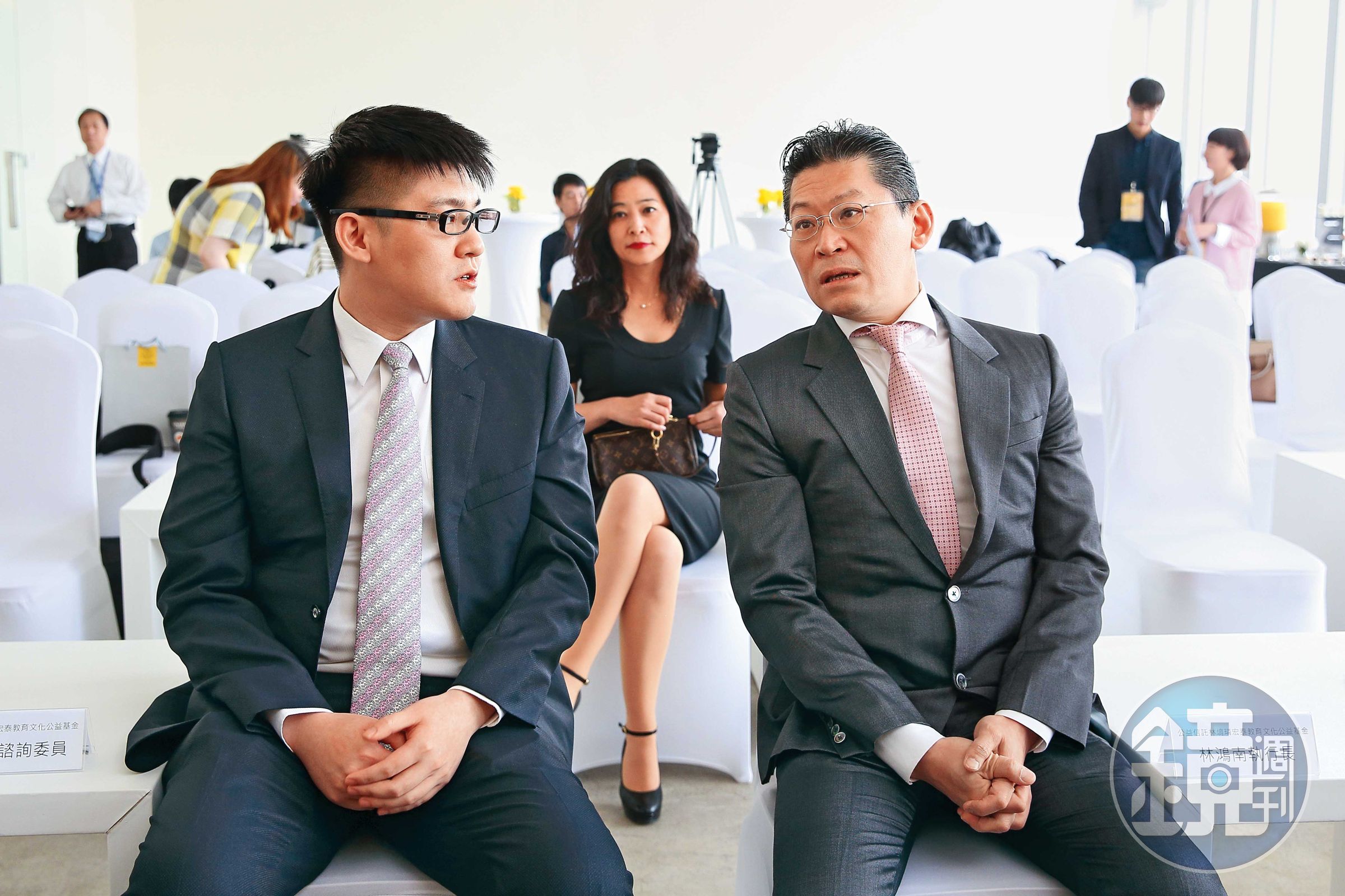 林鴻森（左）名下也有父親林堉璘借名登記的土地。右為林鴻南。