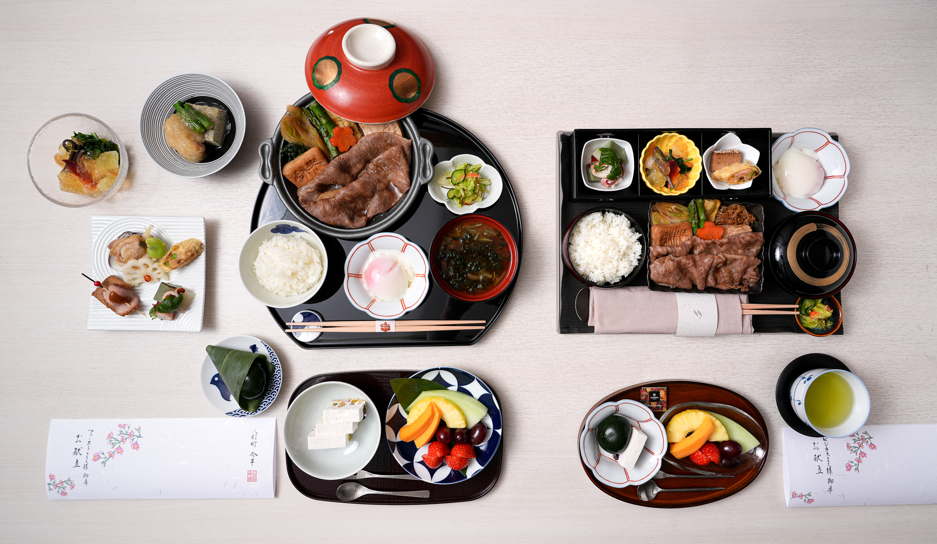 東京成田—桃園航線的頭等艙與商務艙,提供由日本料理名店「人形町今半」監製的春季限定套餐。(星宇航空提供)
