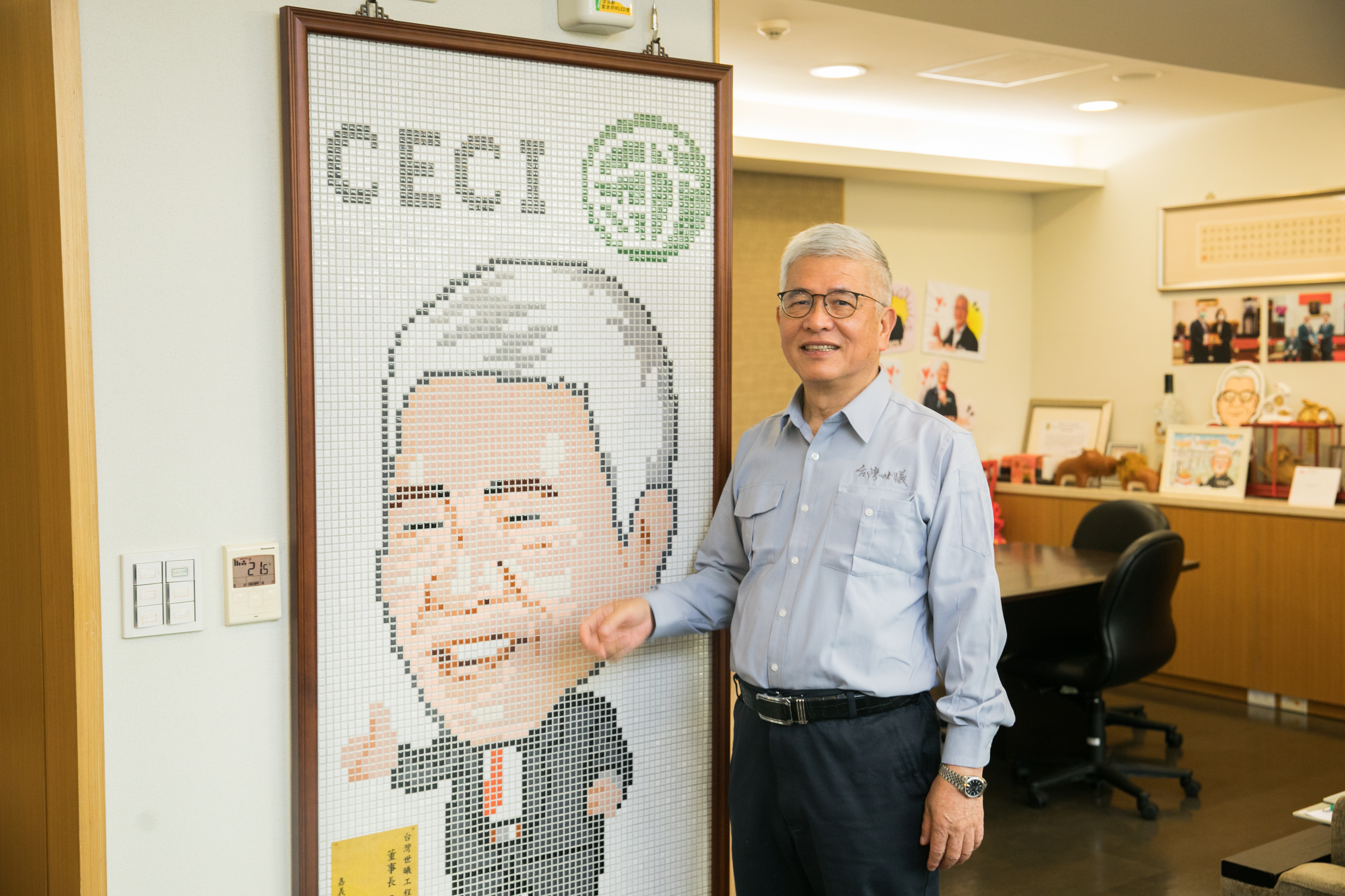 台灣世曦董事長施義芳是少見土木工程博士專業出身。從技術到業務，他都帶頭衝，上任5年多來讓公司獲利率翻8倍。