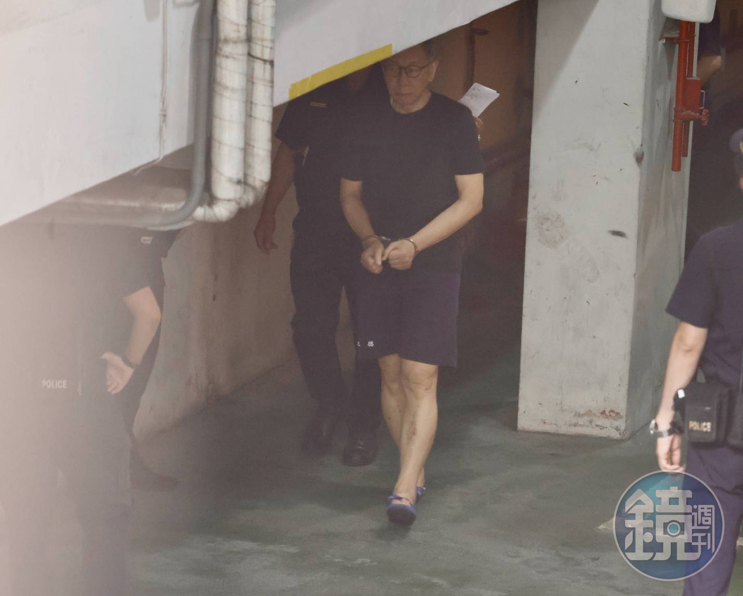 民眾黨前主席柯文哲涉京華城弊案遭羈押約10個月,民眾黨與柯妻陳佩琪卻痛批司法不公。