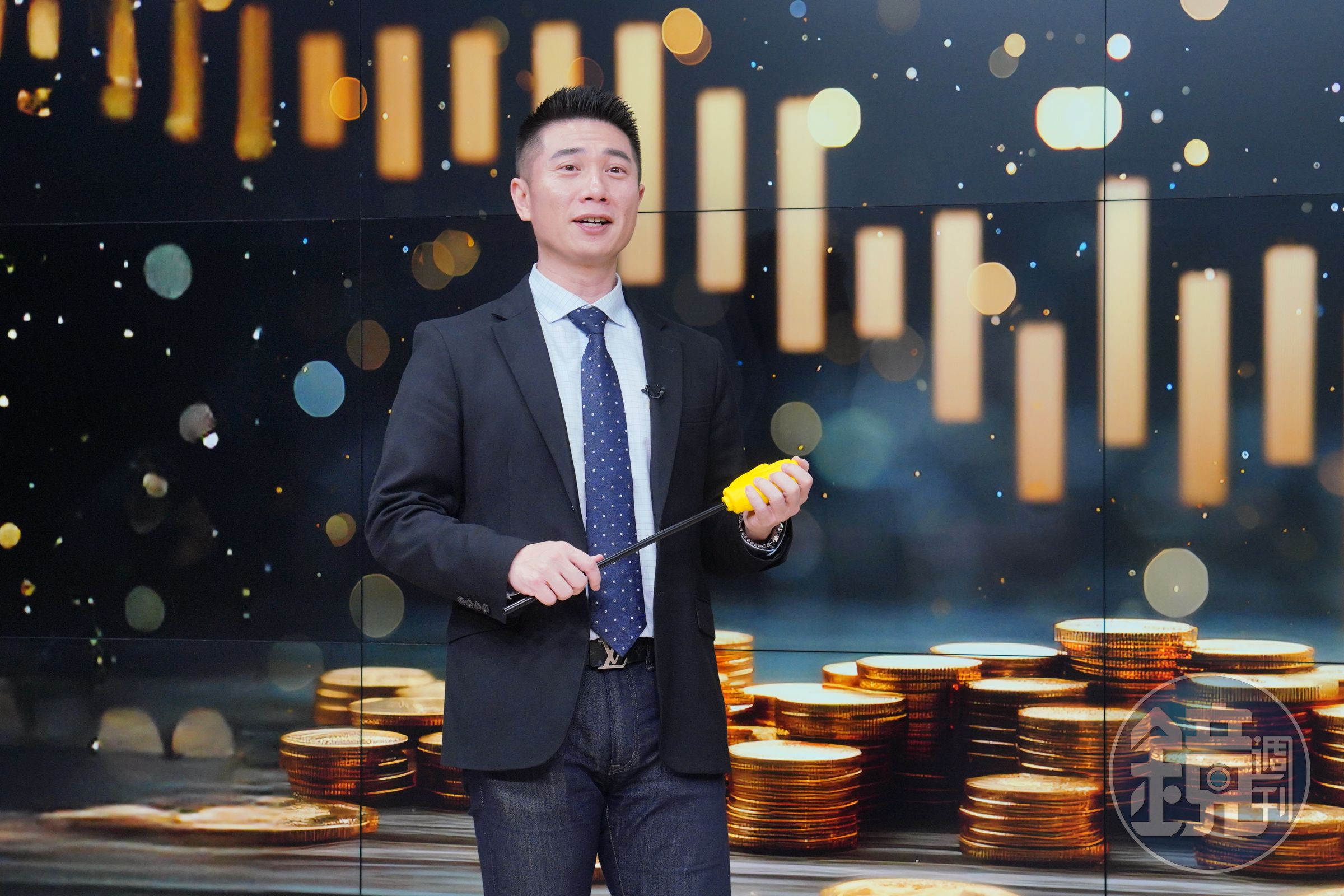陳威良認為這波震盪修正是小股災,可逢低買進靜待反彈。