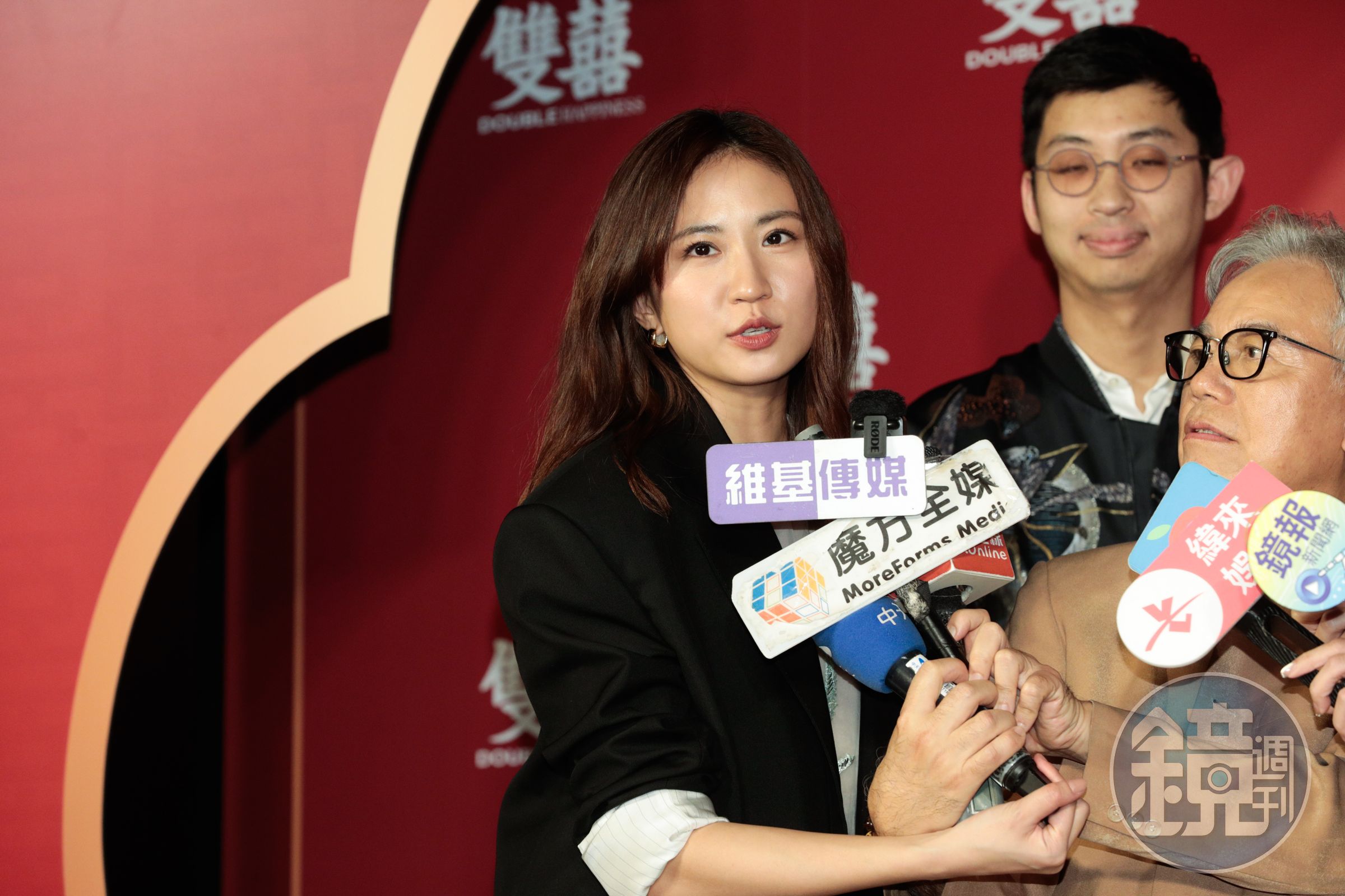 9m88飾演的婚顧看起來超專業,未來若有朋友想找她當婚顧,她不想毀了別人的婚禮,但是可以去當婚禮歌手。