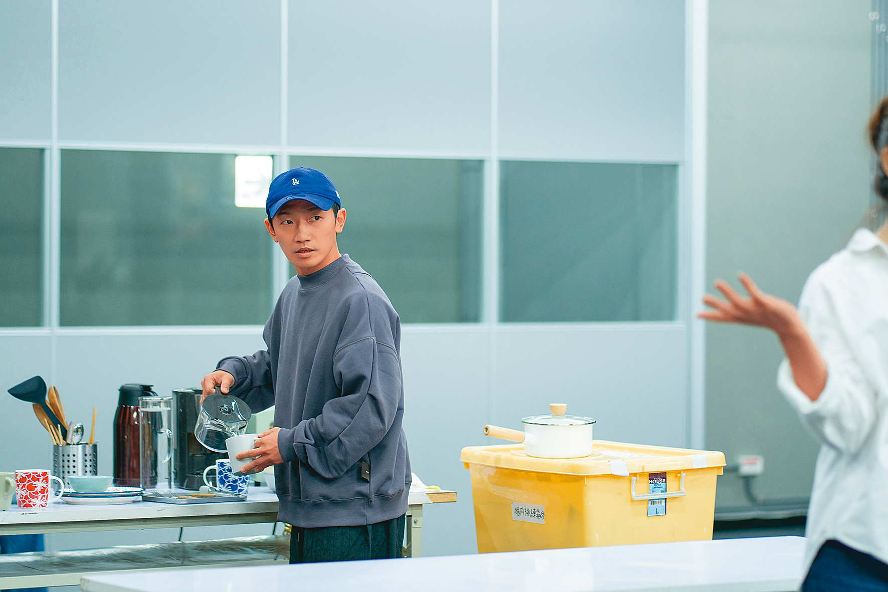 在《婚內失戀》中，蔡昌憲感受著，與另一半從soulmate變成roommate的夫妻心事。（艾彼新創股份有限公司提供）