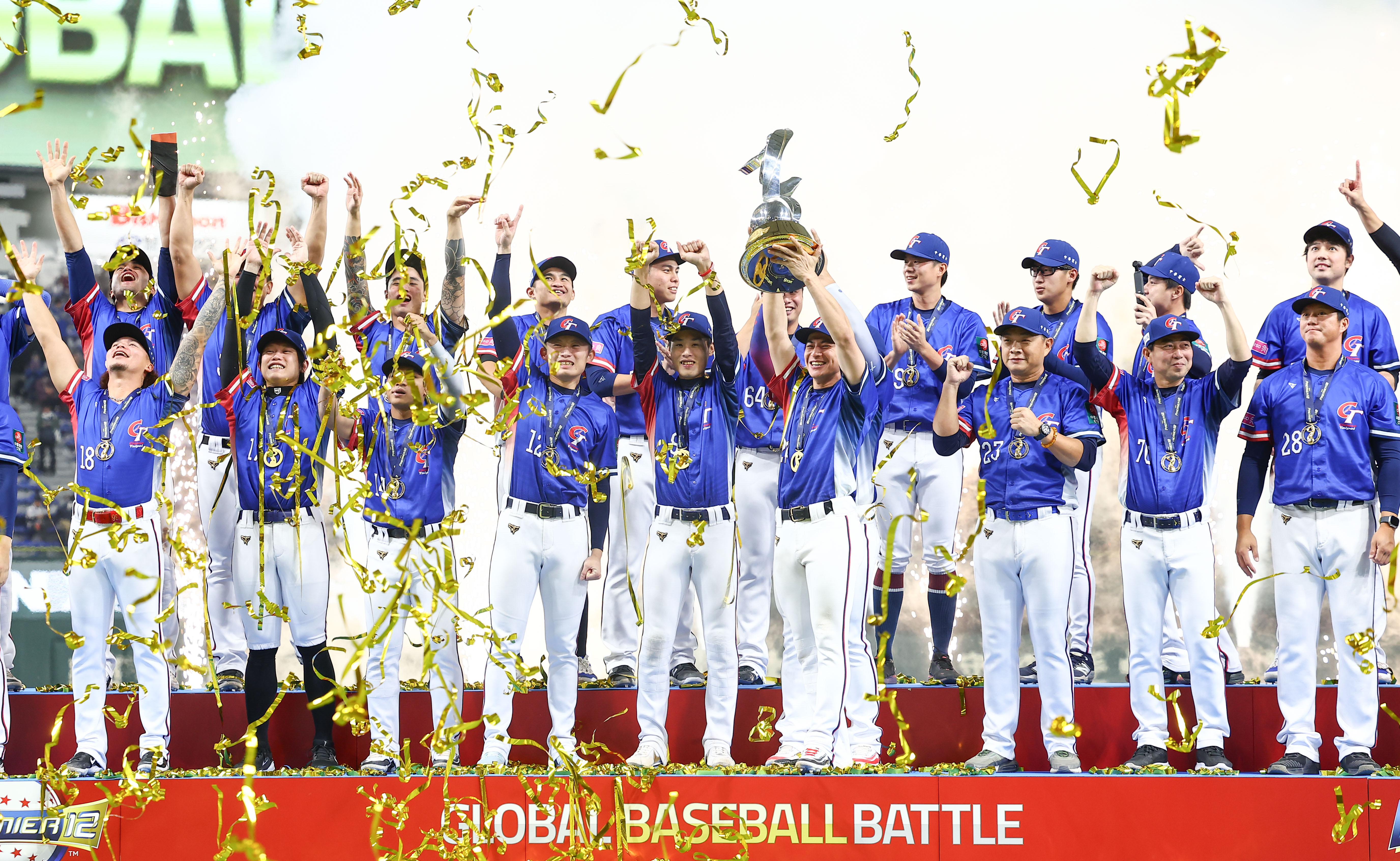 國家隊在本屆世界棒球12強賽奪下冠軍成績，引起不少台灣人討論是否該換名。（中華棒協提供）