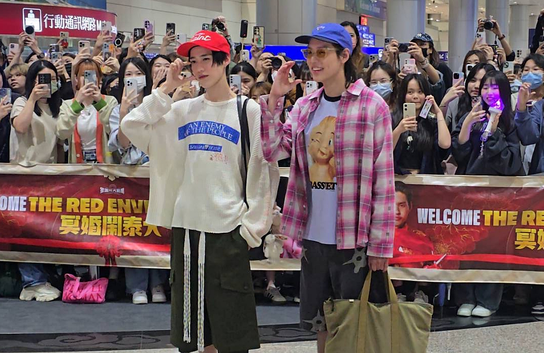 泰星BKPP CP Billkin、PP Krit今（7日）抵台宣傳電影《冥婚鬧泰大》。