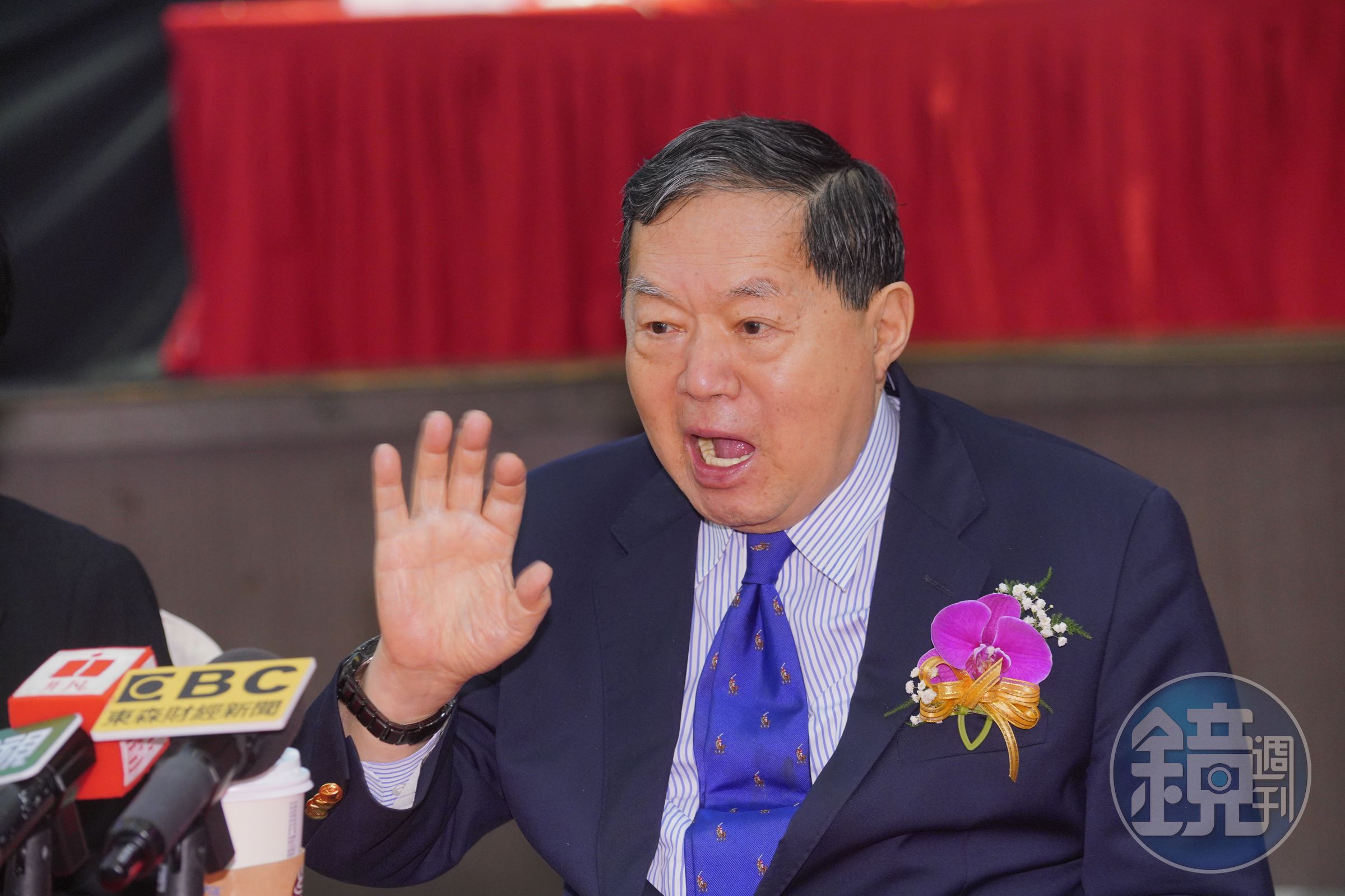 徐旭東將以AI做大遠傳市場,強調不計大小只做最好。