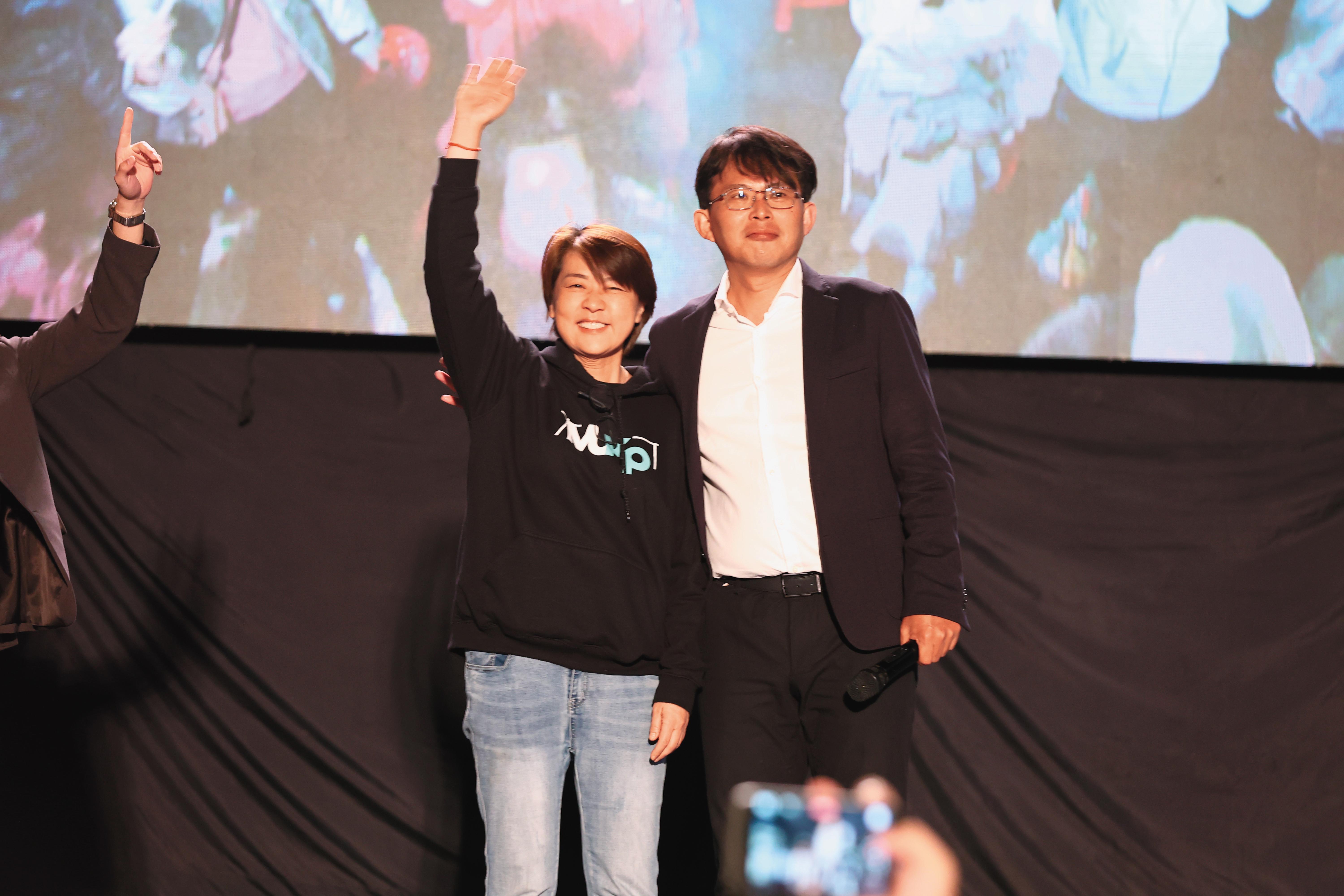 黃珊珊、黃國昌自帶聲量，會不會演變成為民眾黨的「兩顆太陽」，留待時間證明。