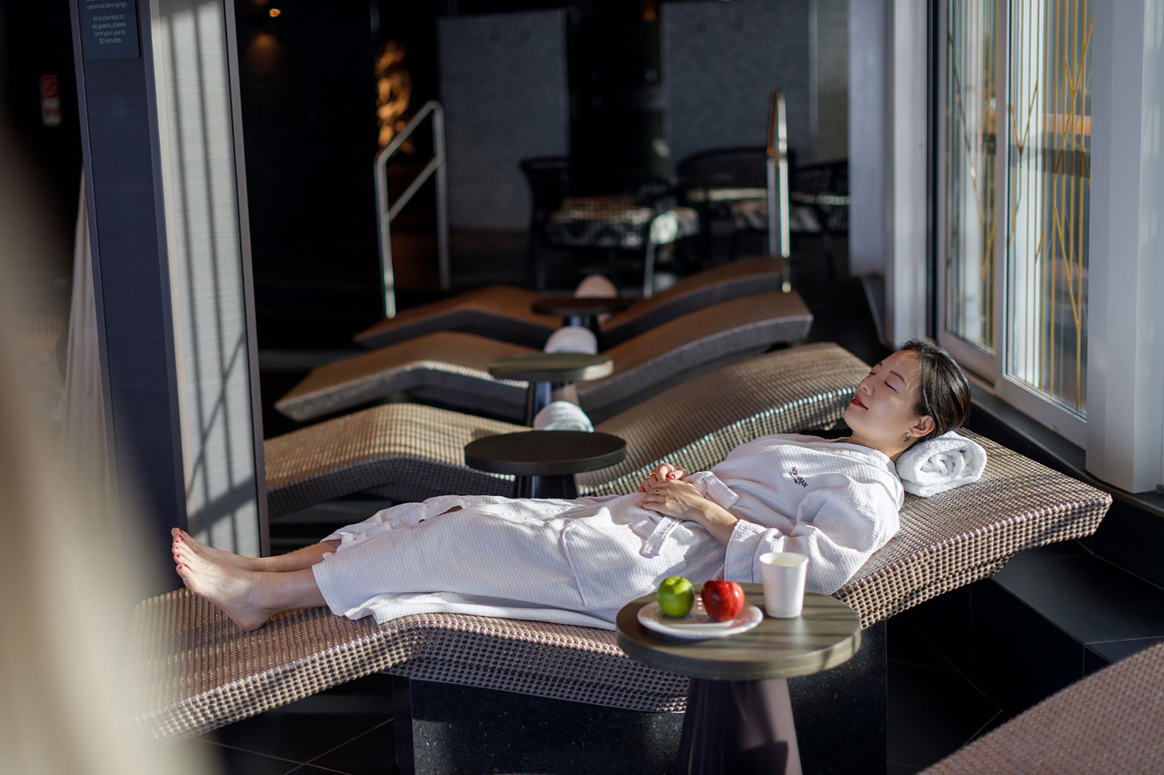 國際知名五星Spa品牌「Mandara Spa」進駐挪威奮進號，旅客可以在超過200坪的舒適空間中享受。（雄獅提供）