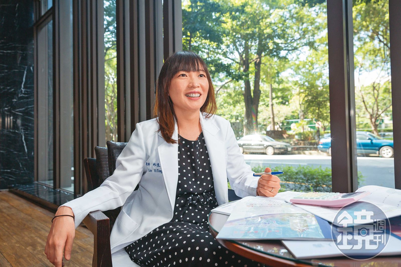 急診室醫師林逸婷表示，手術險未必能真正解決一日手術帶來的保障缺口