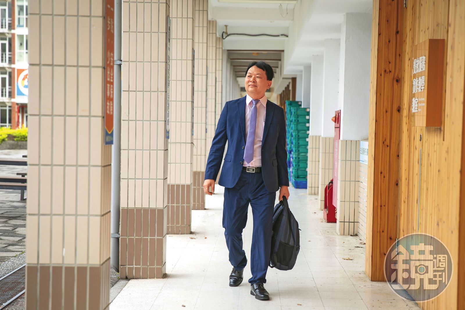 雙線戰法2/別再被洗出場 達人只看「寶塔線」:翻黑就走、翻紅就買