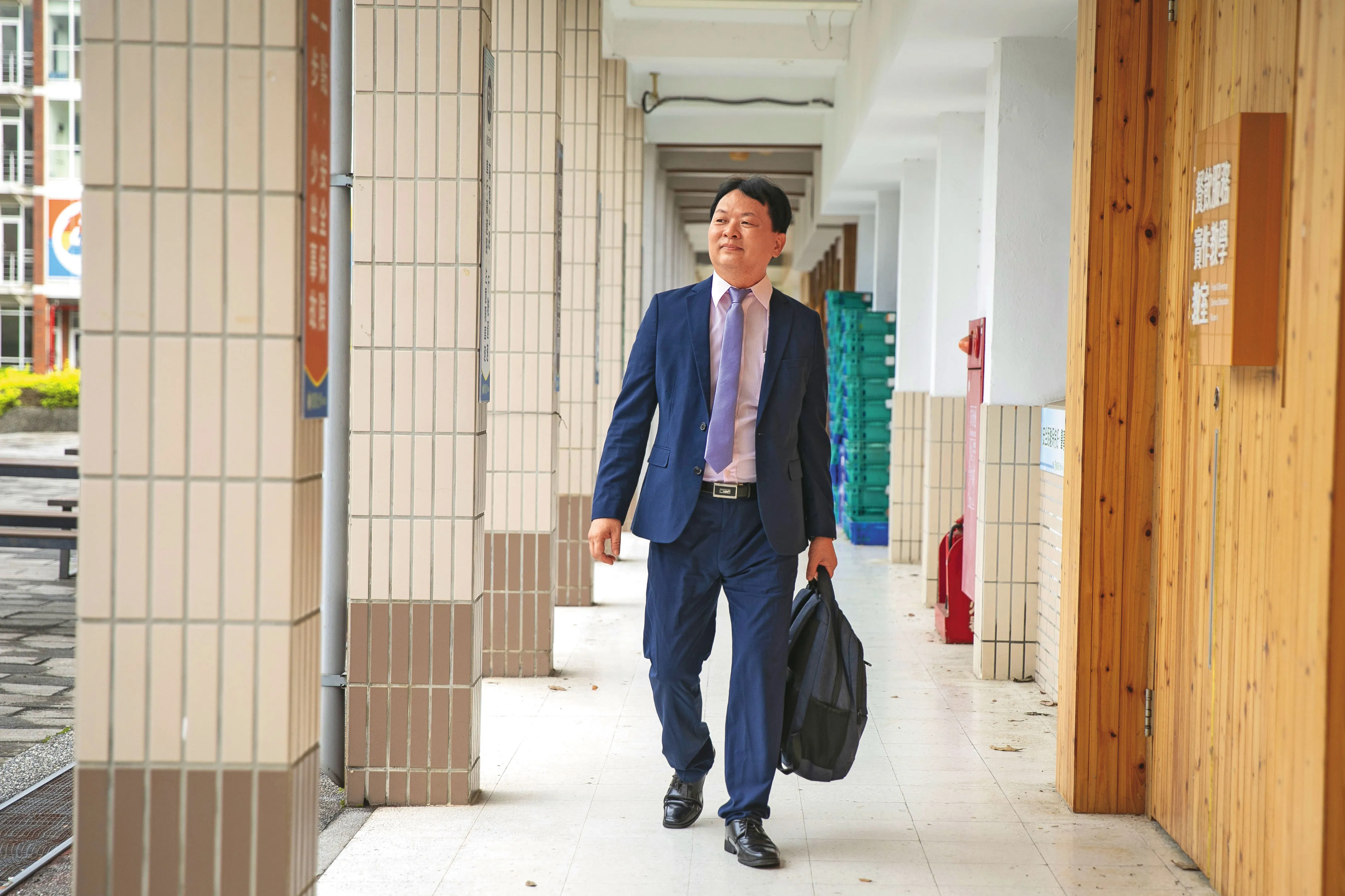雙線戰法2／別再被洗出場　達人只看「寶塔線」：翻黑就走、翻紅就買