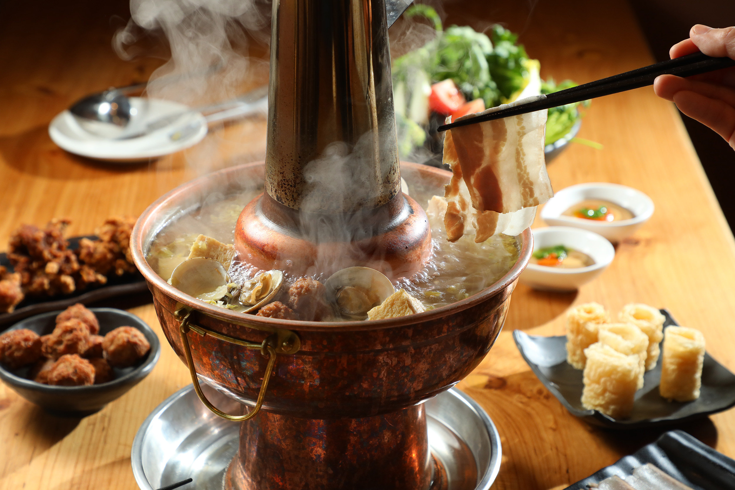 空軍三重一村不但是一處開放民眾體驗早期眷村生活的文化園區，同時也是一座飲食基地。