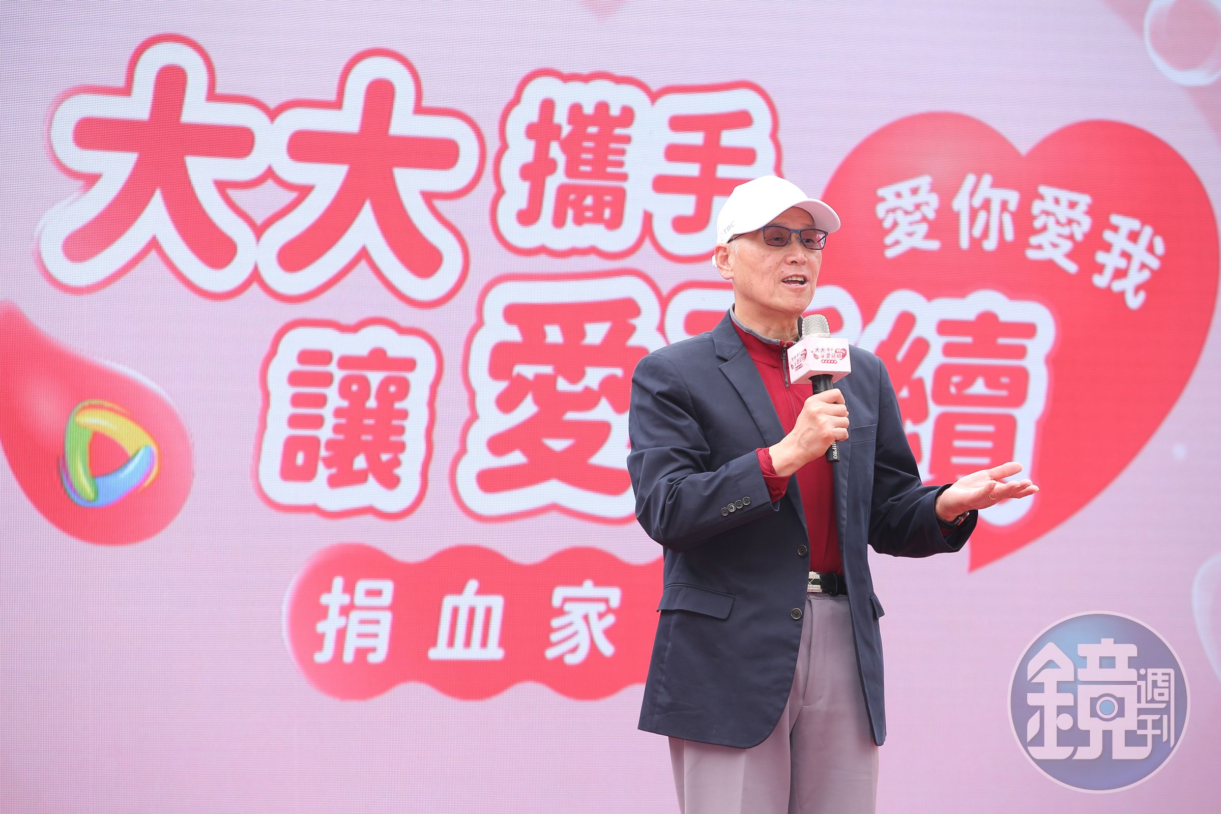 李大維表示，捐血可促進血液新陳代謝，避免心臟病和發生中風，台灣平均每7人有1人捐血，鼓勵65歲以下的民眾趕快出門捐血。