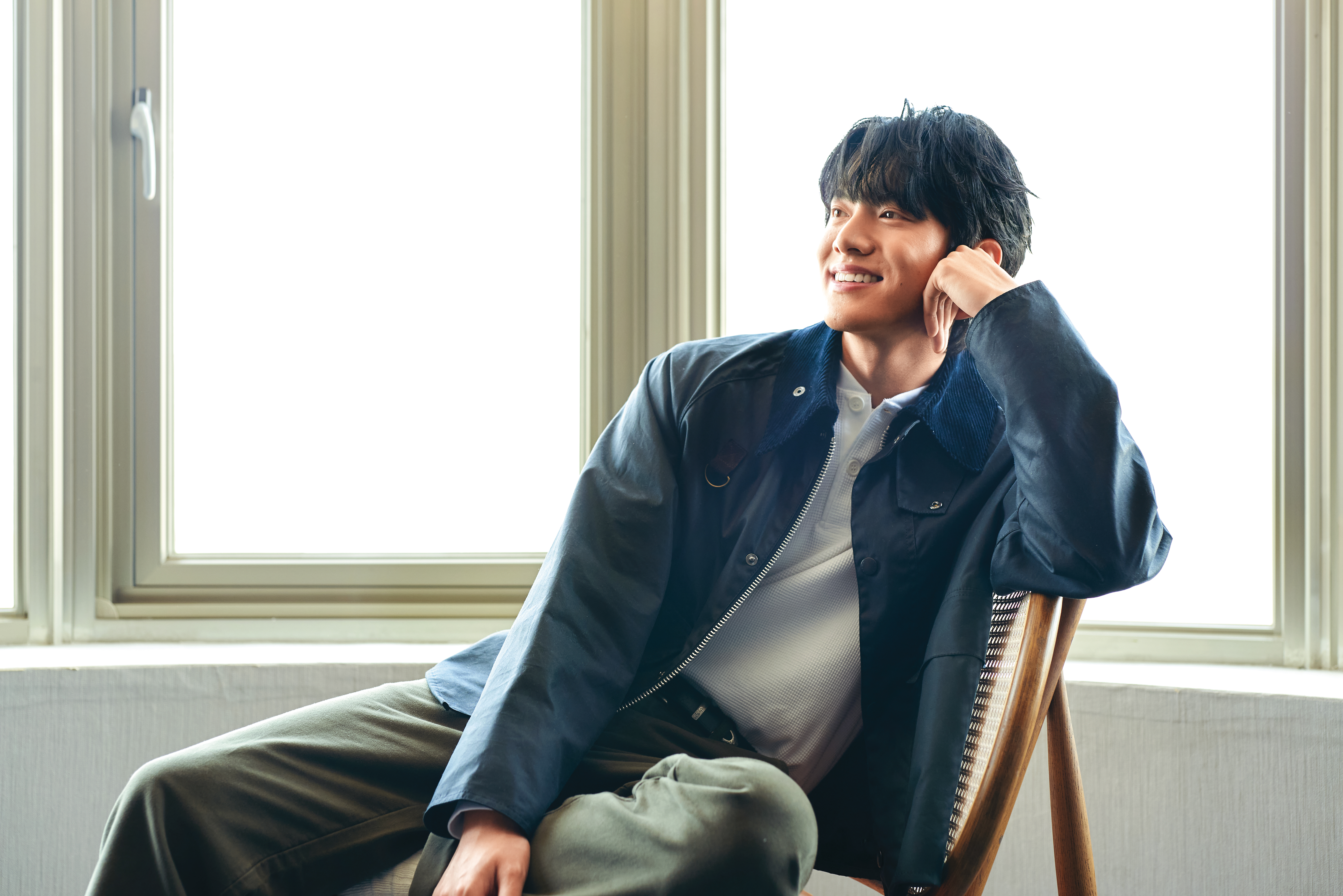 余杰恩因為嚮往團體生活而喜歡演戲工作。