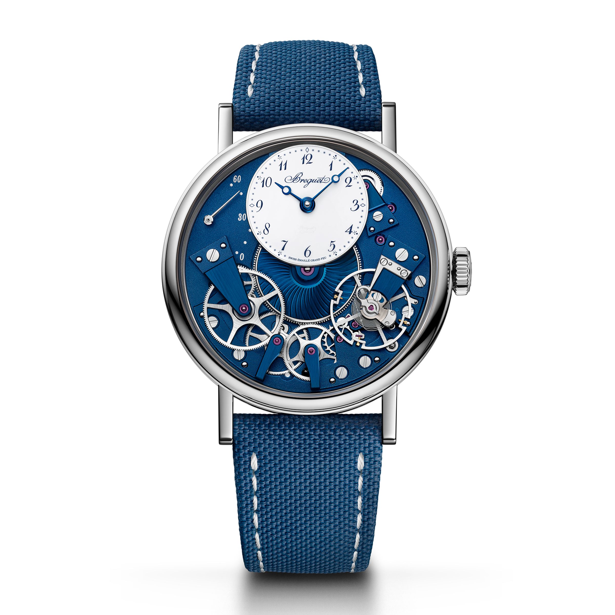 Tradition Seconde Retrograde 7037，18K白金錶殼，搭配橡膠錶帶，定價NT$1,577,000。