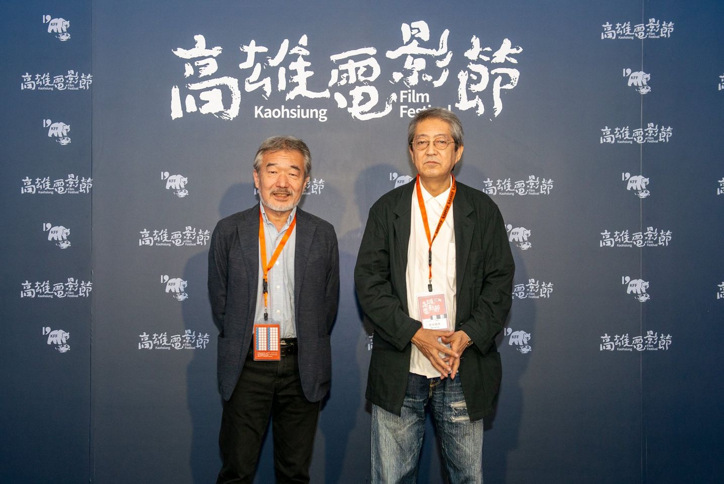荒井晴彥(右)疫情前曾帶著電影《火口的二人》來台出席高雄電影節,左為製片森重晃。(翻攝自高雄電影節臉書)