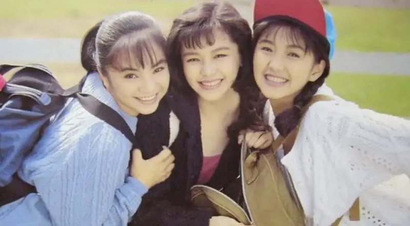 王思涵(左起)、徐若瑄、吳珮瑜1990年組成「少女隊」,紅極一時。(翻攝微博)