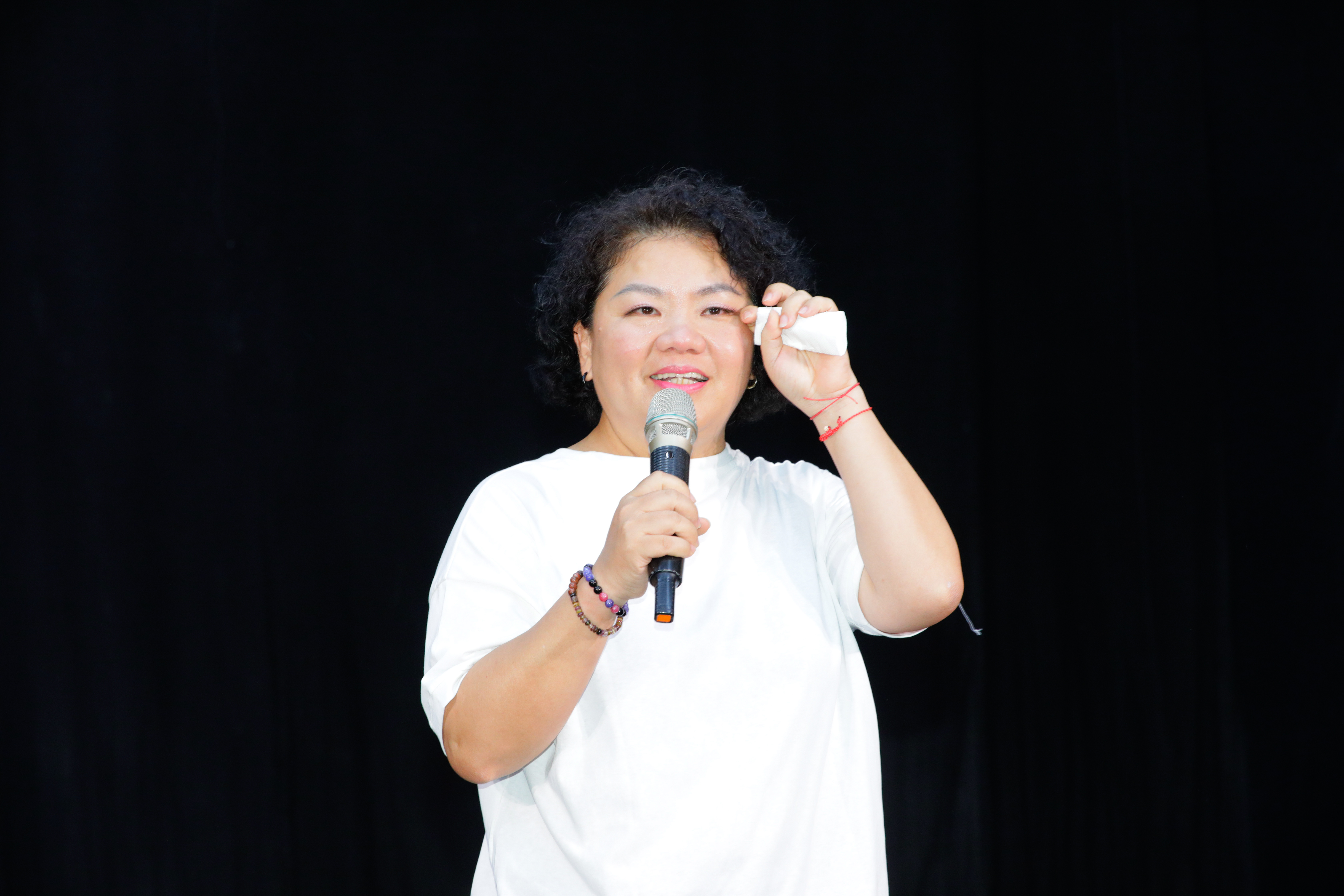 莊瓊如表示離開紙風車是她最不捨的決定，但是讓文化走入土地產生連結，是她投身選舉的最大使命。