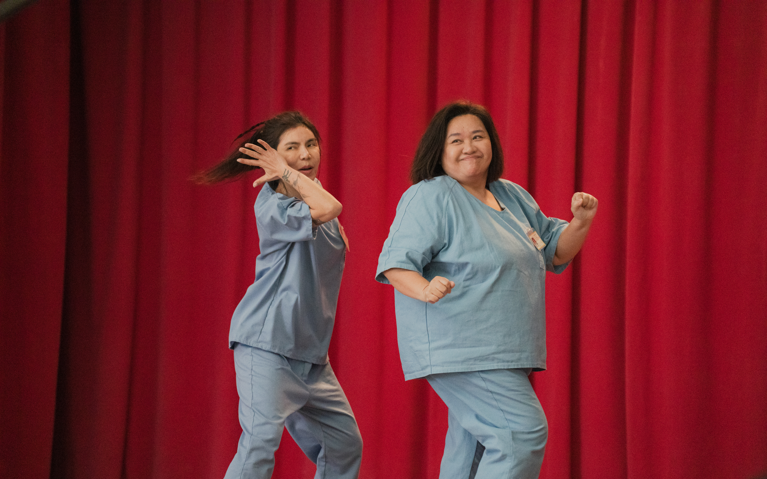 鍾欣凌在片中擔任「舞蹈擔當」,這才知道唱跳歌手不好當,要記歌詞、記舞步、還有走位、表情,快把她累死。(壹壹喜喜提供)