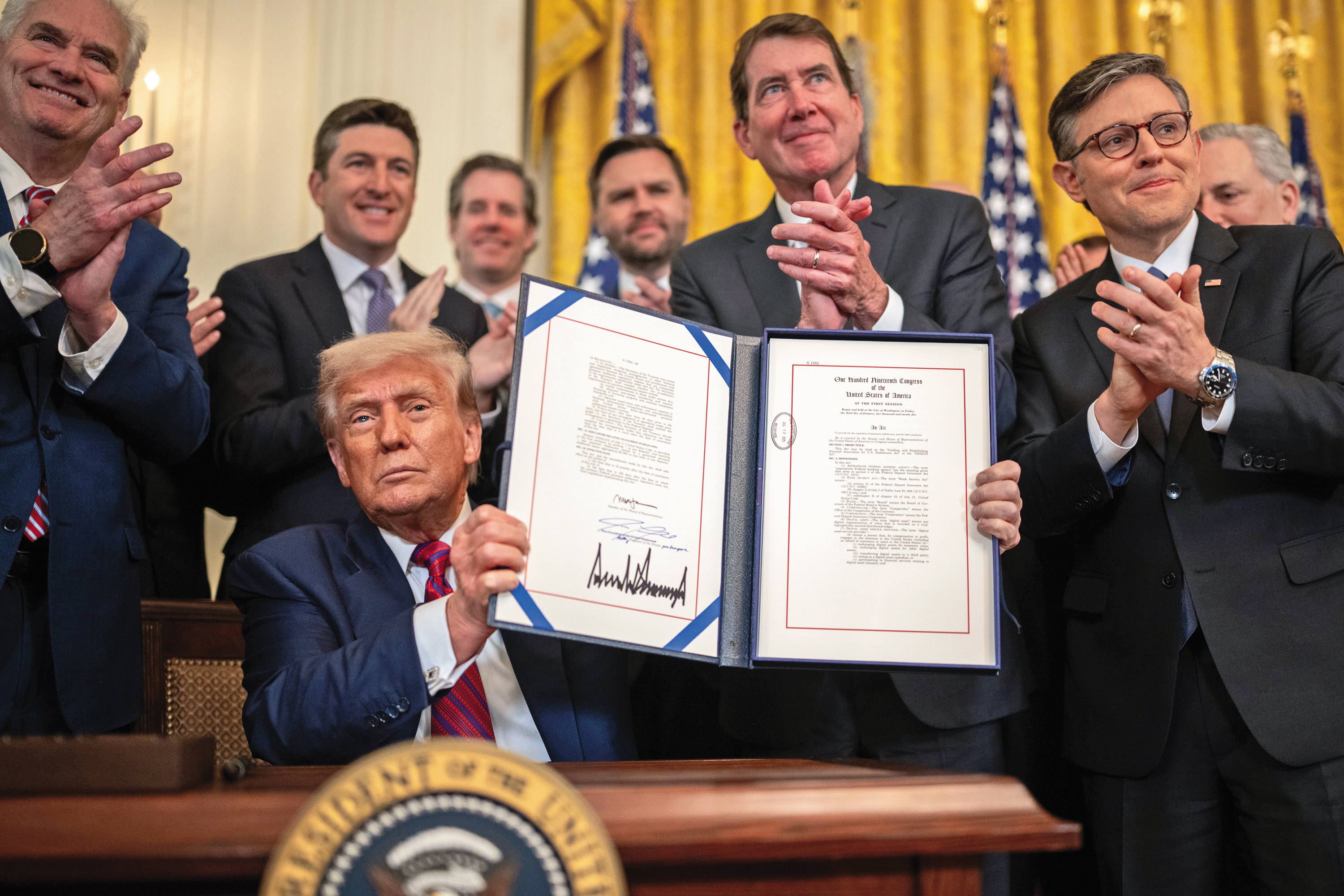 美國《大而美法案》過關，主要受惠產業包括晶片製造商、電信與太空產業。（翻攝白宮FLICKR）