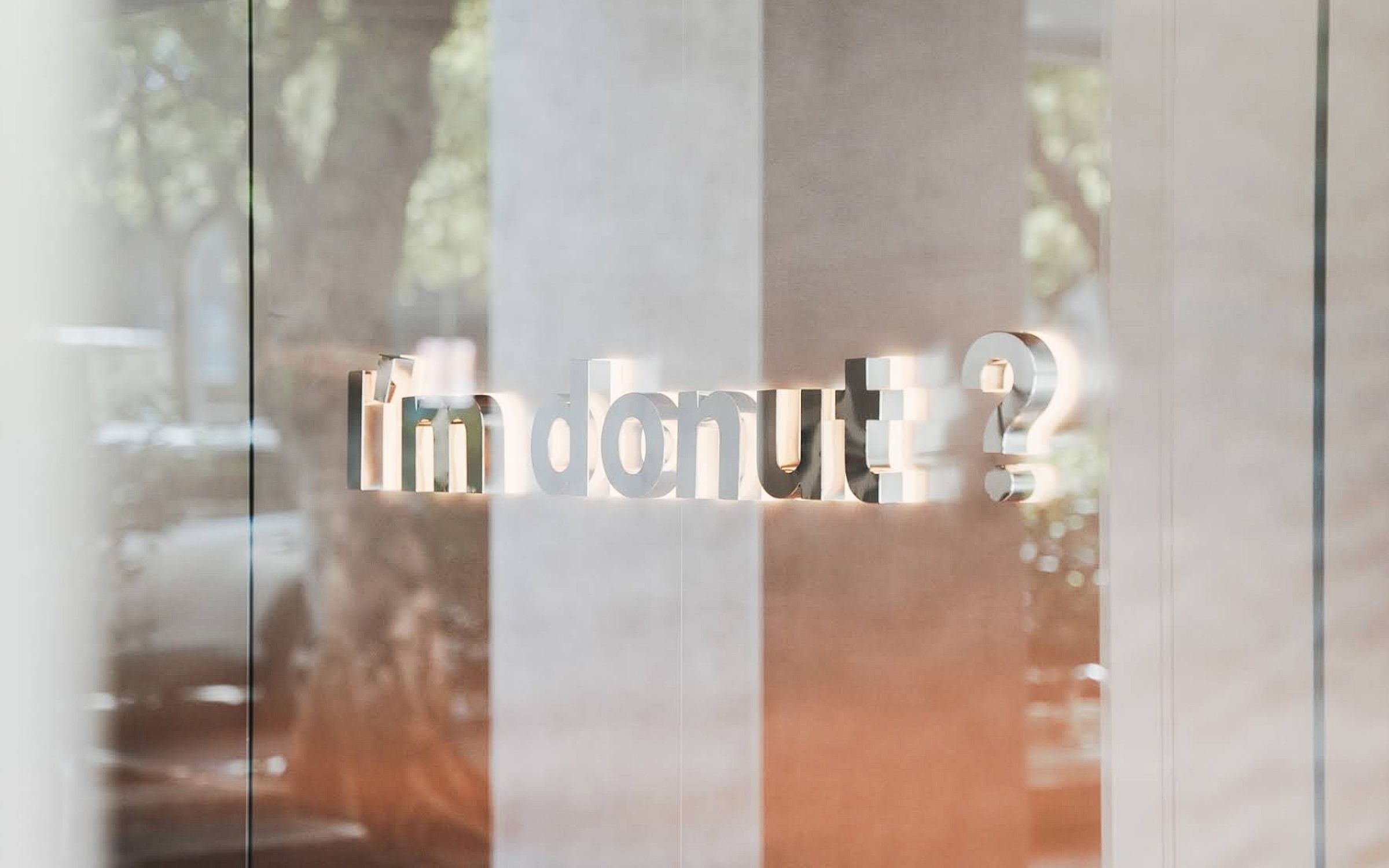 「I'm donut?」近日來到台北展店，排隊亂象卻引發民怨。（翻攝自Google Maps）