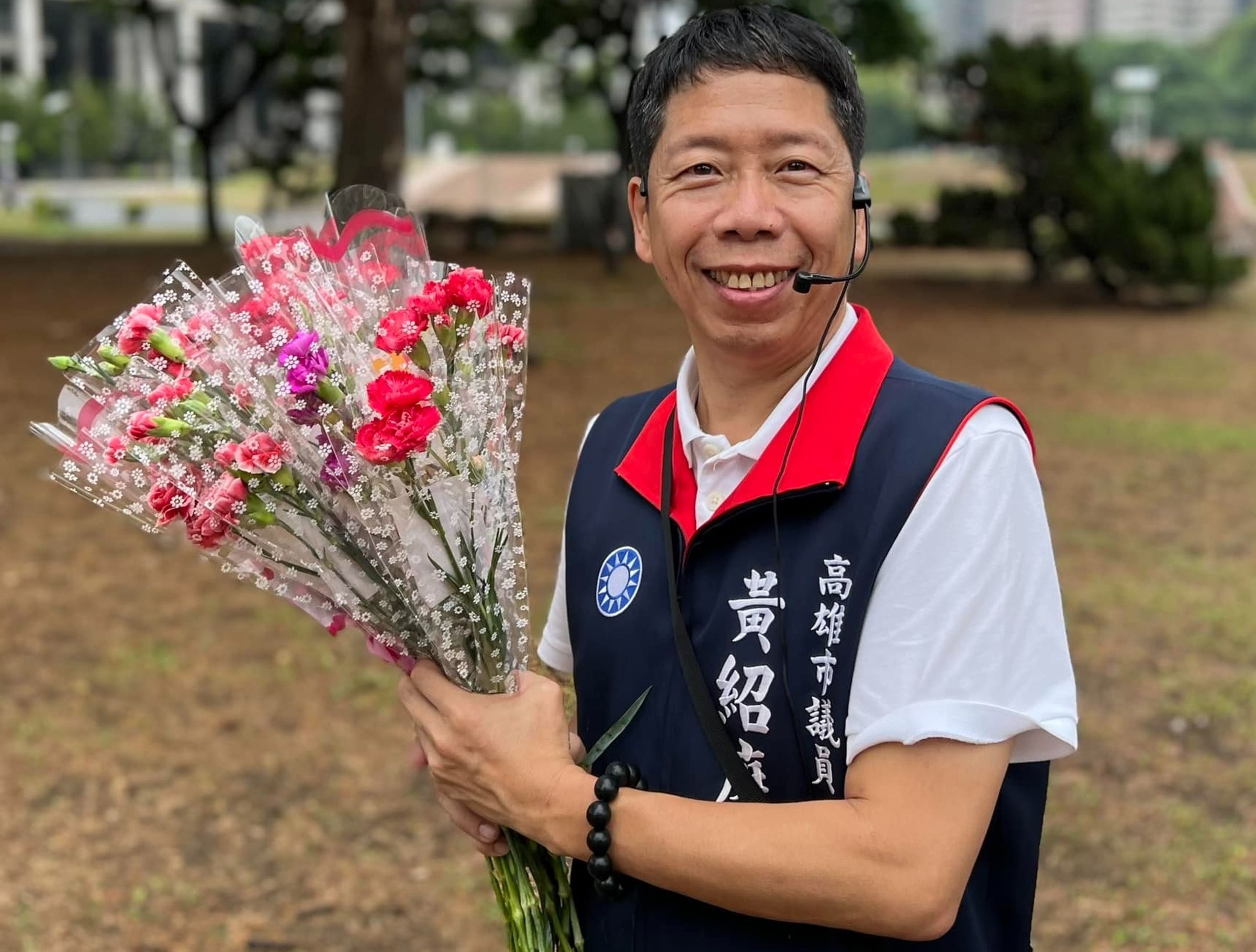 黃紹庭傳因涉嫌浮報助理費，遭檢方搜索。（翻攝自臉書＠黃紹庭）