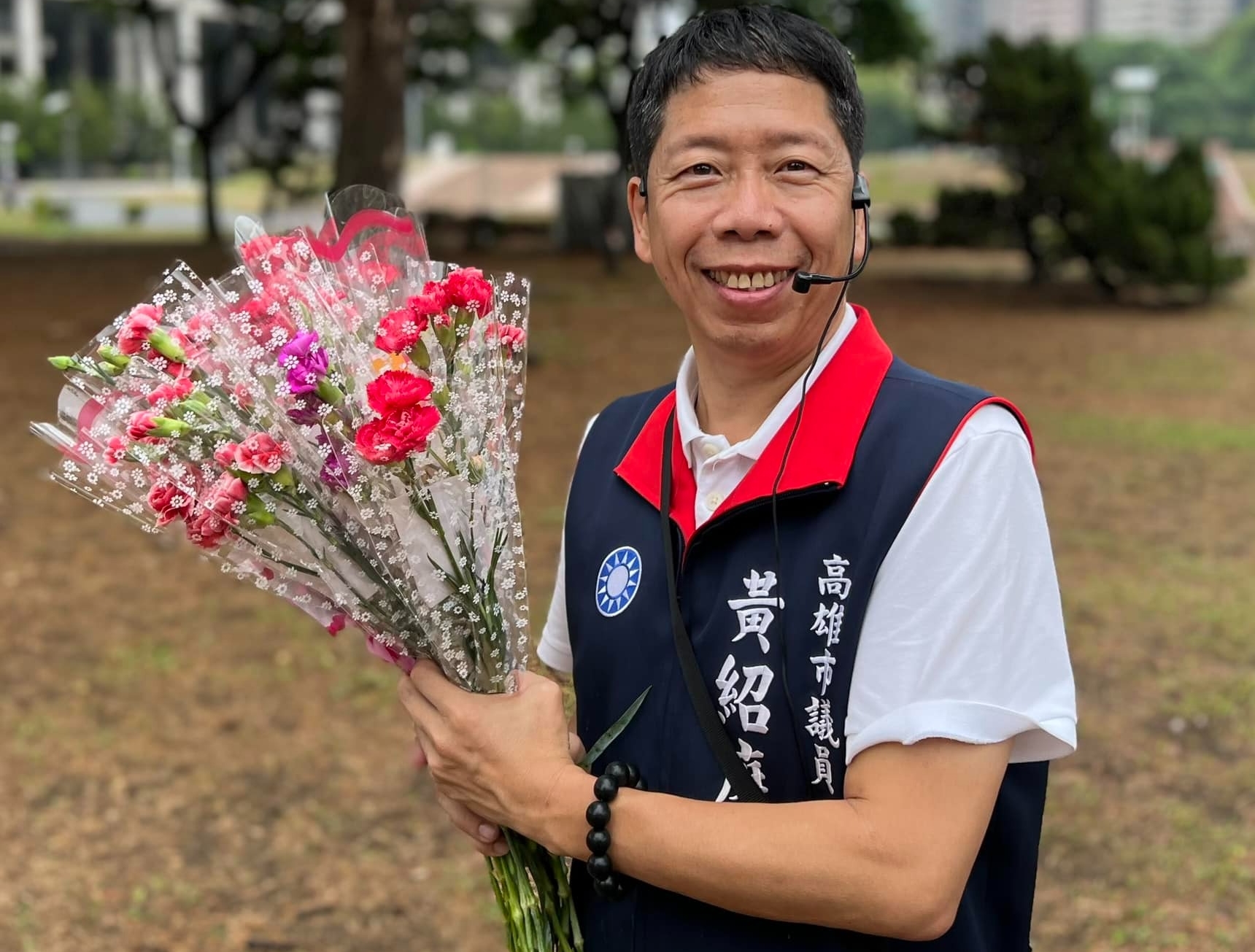 黃紹庭傳因涉嫌浮報助理費，遭檢方搜索。（翻攝自臉書＠黃紹庭）