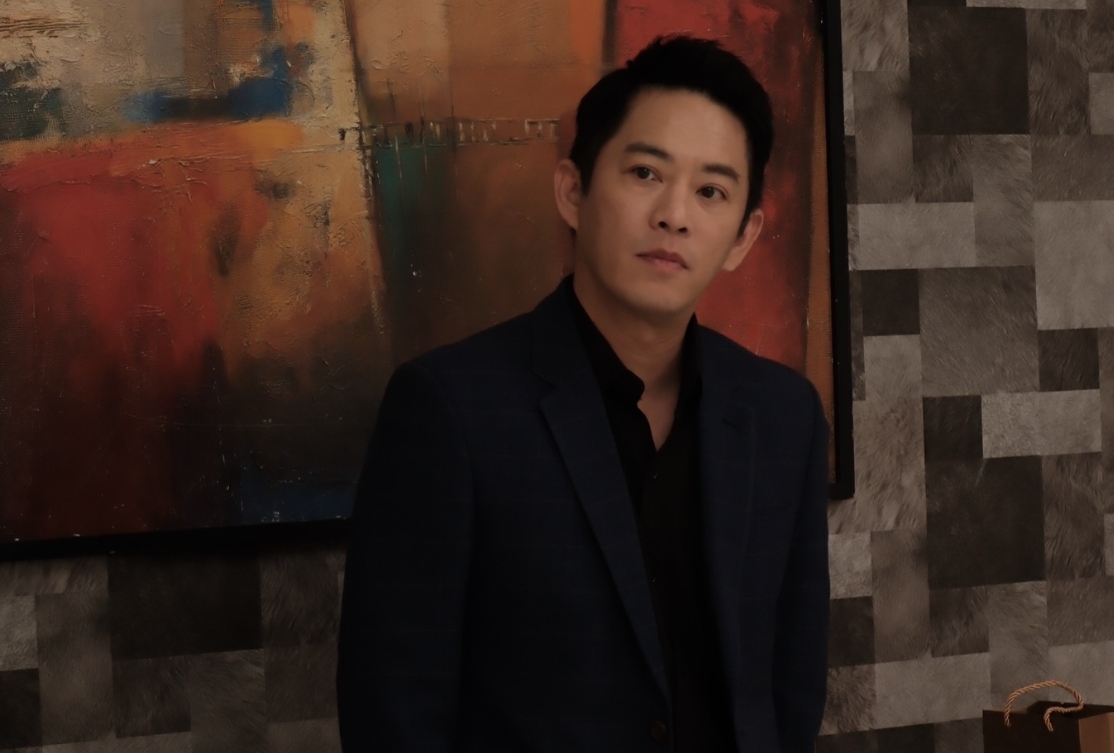 Junior韓宜邦在《世紀血案》中客串康寧祥一角，他週日晚間發聲為疏於查證致歉。（翻攝自Junior韓宜邦臉書）