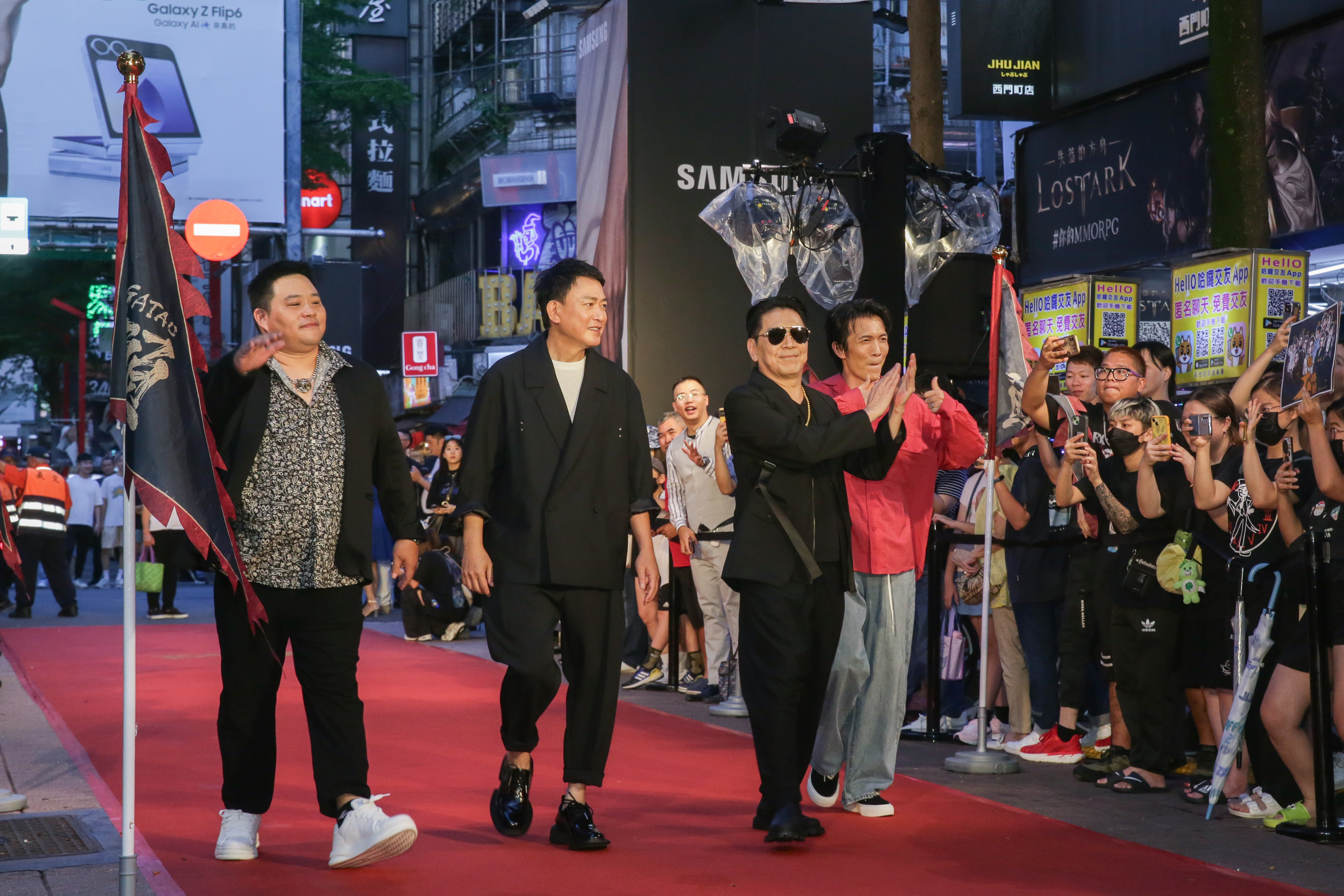 吳震亞（左）、王識賢、高捷、黃尚禾。