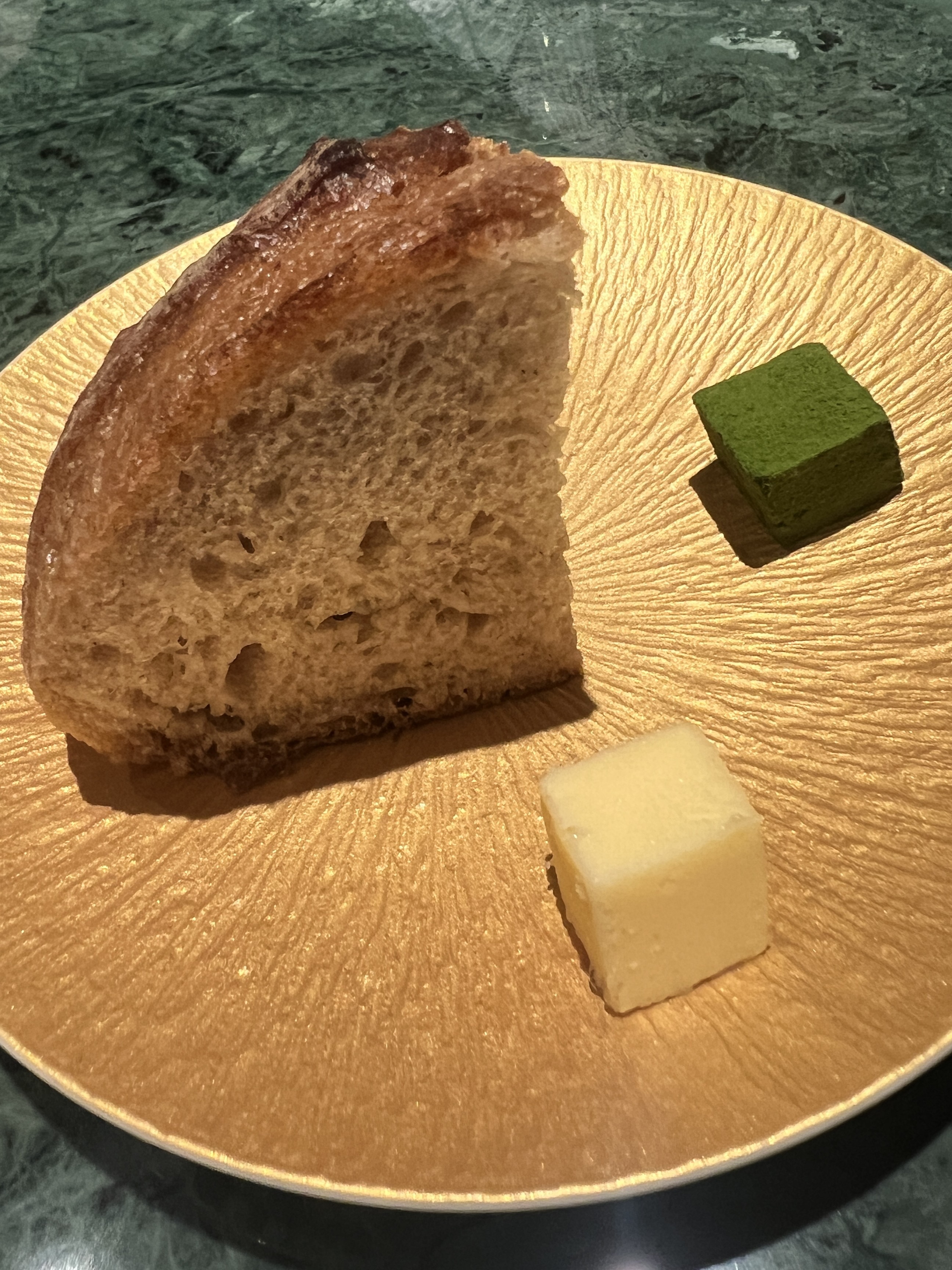 心宴以酸種饅頭取代一般的麵包。