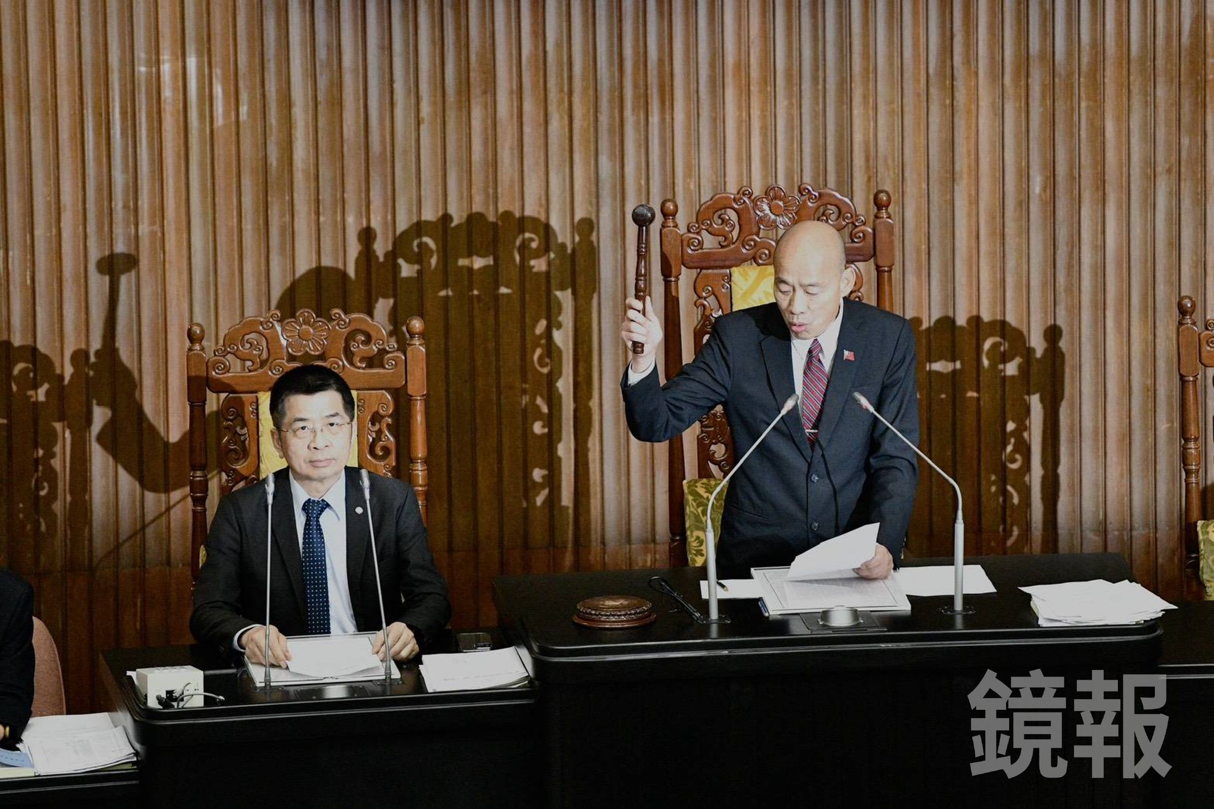 立法院今下午三讀修正通過《公務人員退休資遣撫卹法》部分條文等,確定停砍公務人員的年金。(鏡報李智為攝)