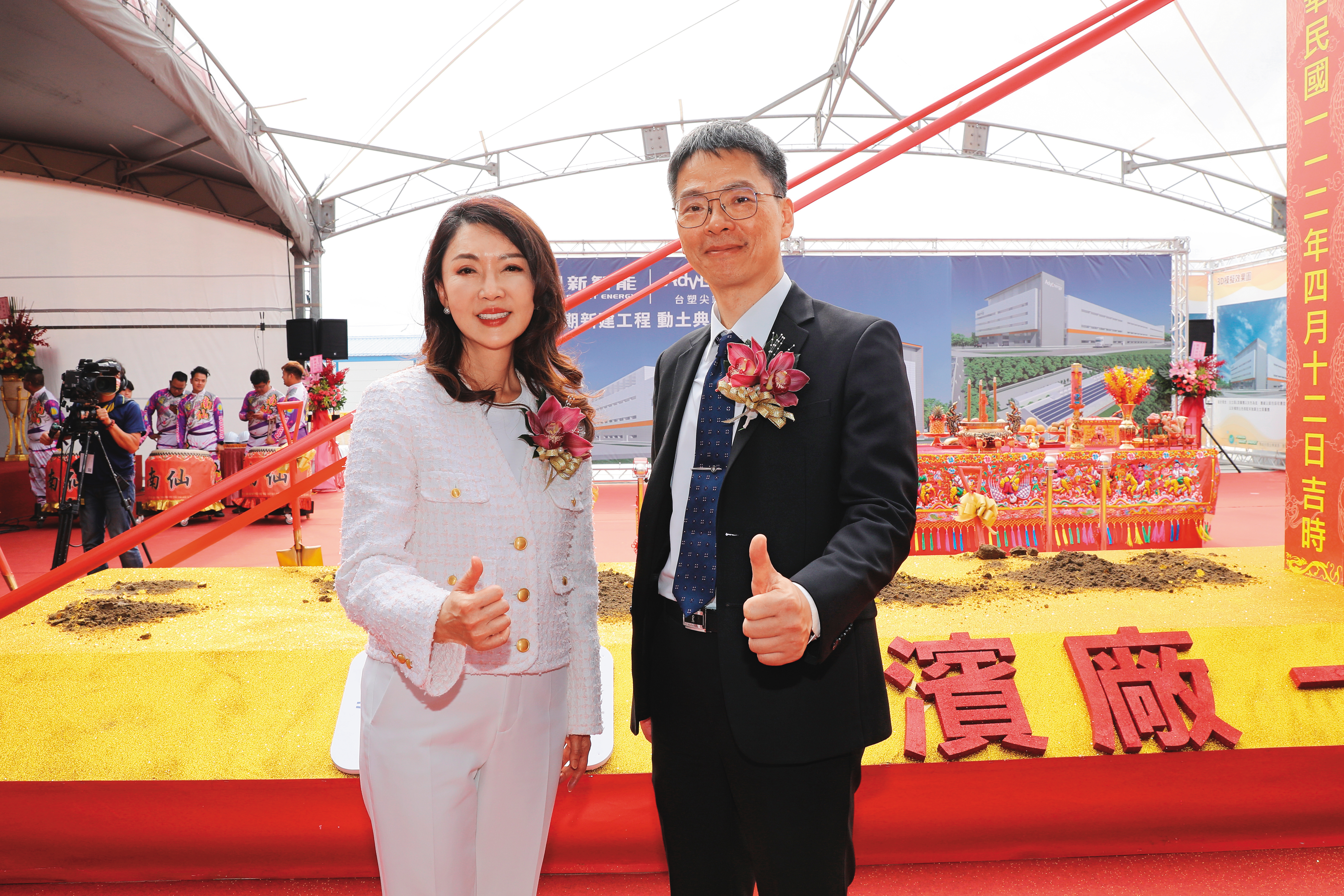 台塑新智能在董事長王瑞瑜（左）與總經理劉慧啟（右）運籌帷幄之下，持續擴張儲能相關產品的市場版圖。