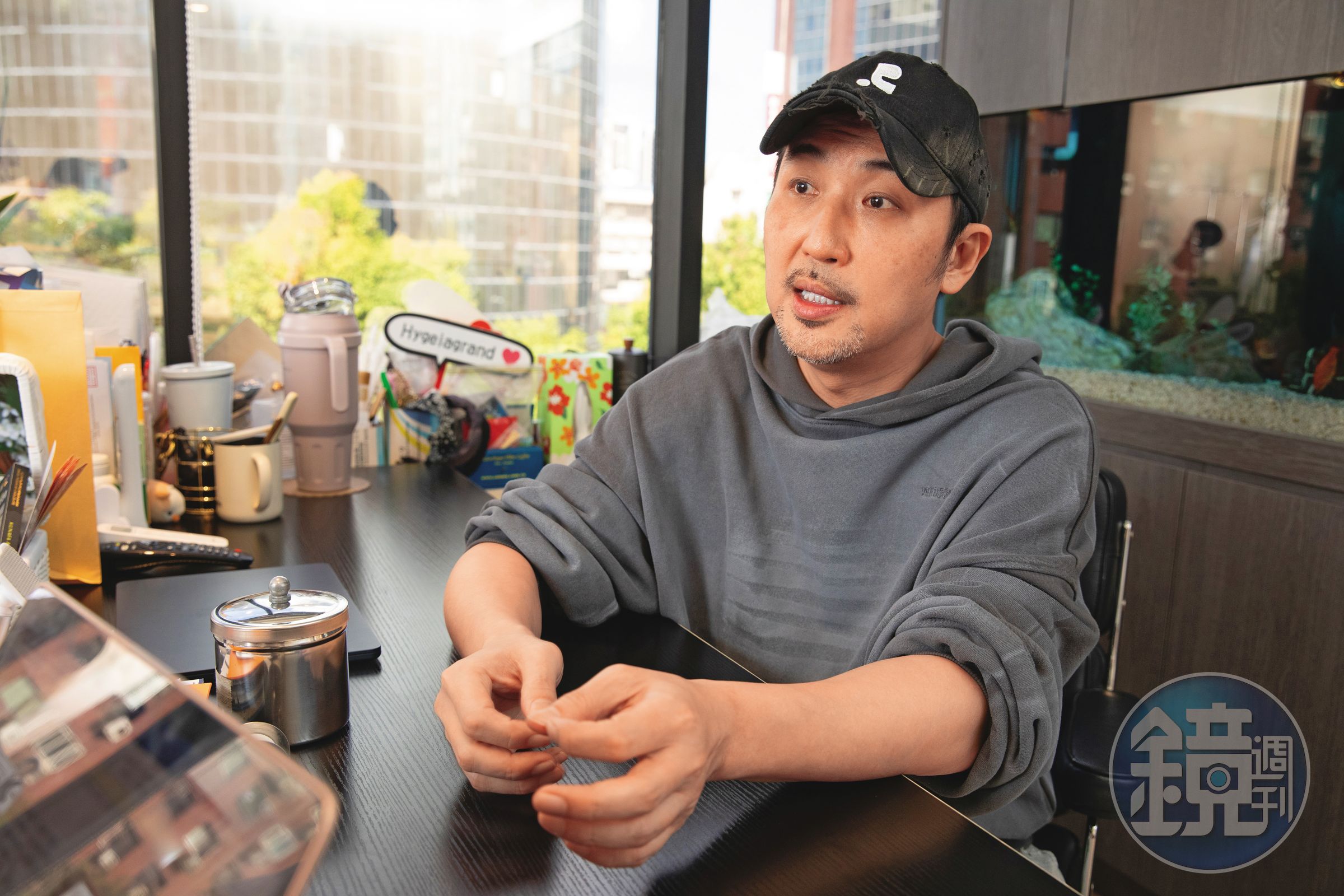 李進良投資千萬元拍影集《整形過後》，自己就是劇中男主角原型人物。