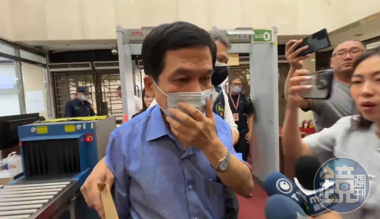 台北市前都發局長黃景茂涉放水京華城容積率案 ,遭求刑7年,併科罰金1000萬元。