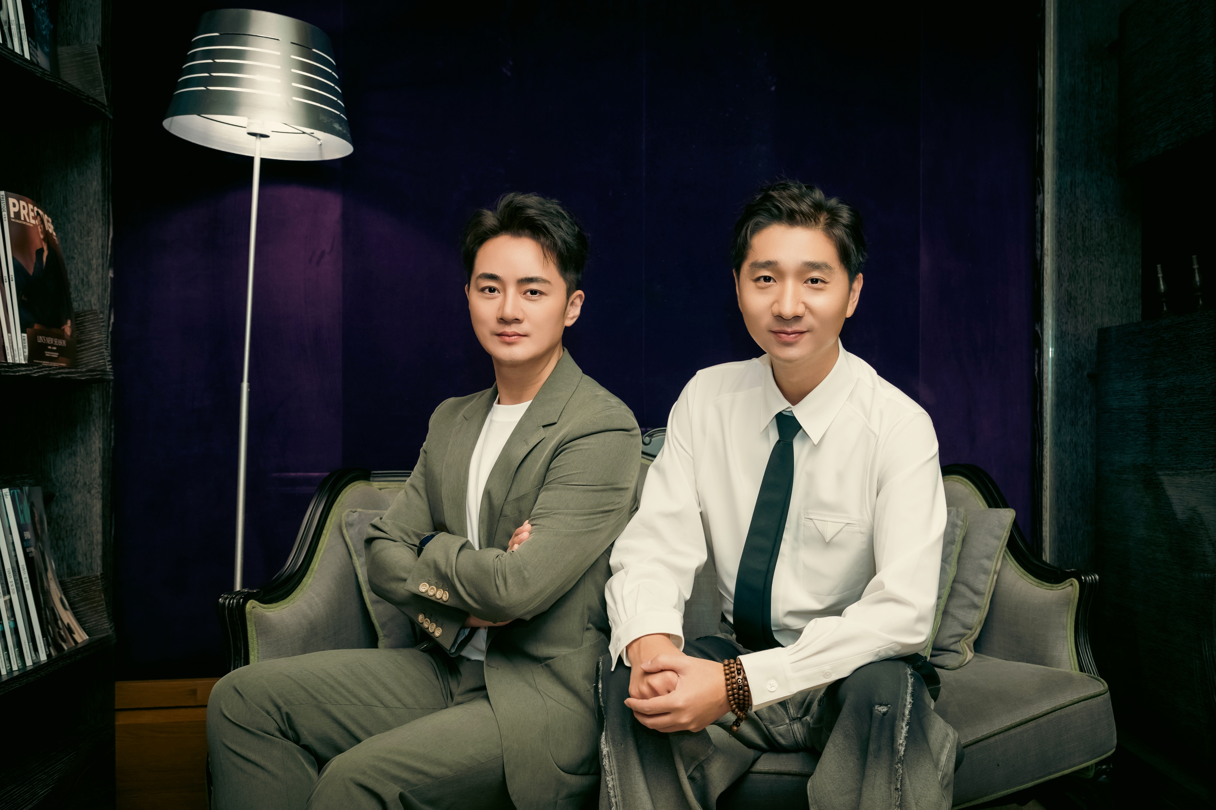 陳大愚（右）是資深舞台劇演員，也是《戲臺》的執行導演，這次與余少群一起來參加兩岸電影展。（兩岸電影展提供）