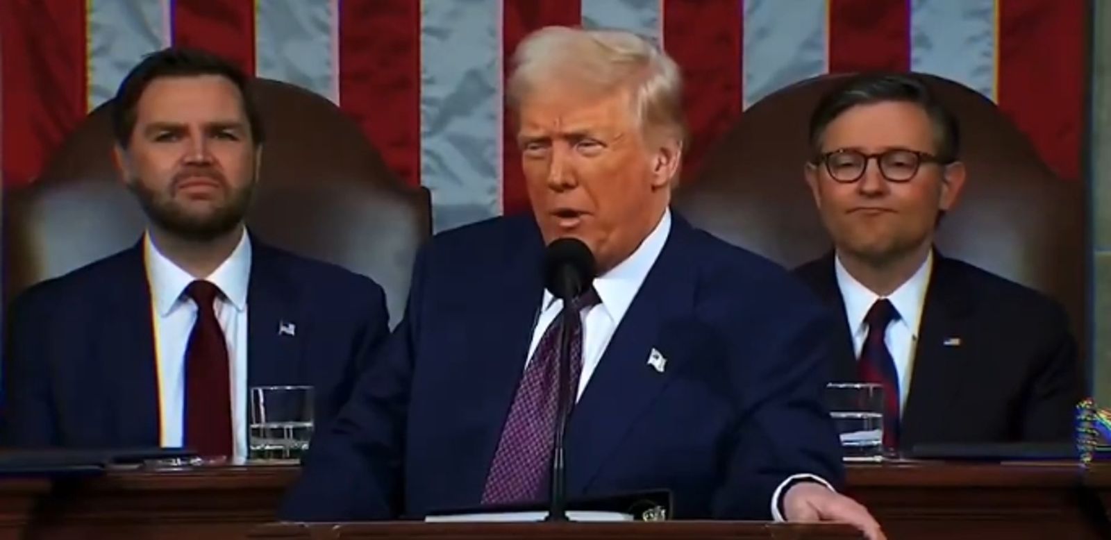 「他最好小心點」活逮馬杜洛後...川普再嗆聲哥倫比亞總統 又點名古巴:無能昏庸的老男人統治