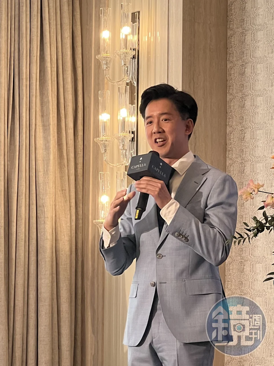 來自香港的建築師傅厚民(André Fu)曾操刀許多豪宅與酒店項目,設計風格讓人印象深刻。