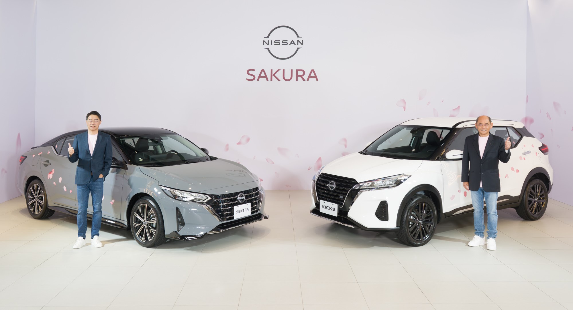 NISSAN於11日舉辦KICKS與SENTRA SAKURA新車記者會，以櫻花綻放為靈感推出全新車型編成，從車規、配備到座艙質感同步升級。（圖右至左為裕隆日產汽車股份有限公司總經理姚振祥、副總經理李昌益）