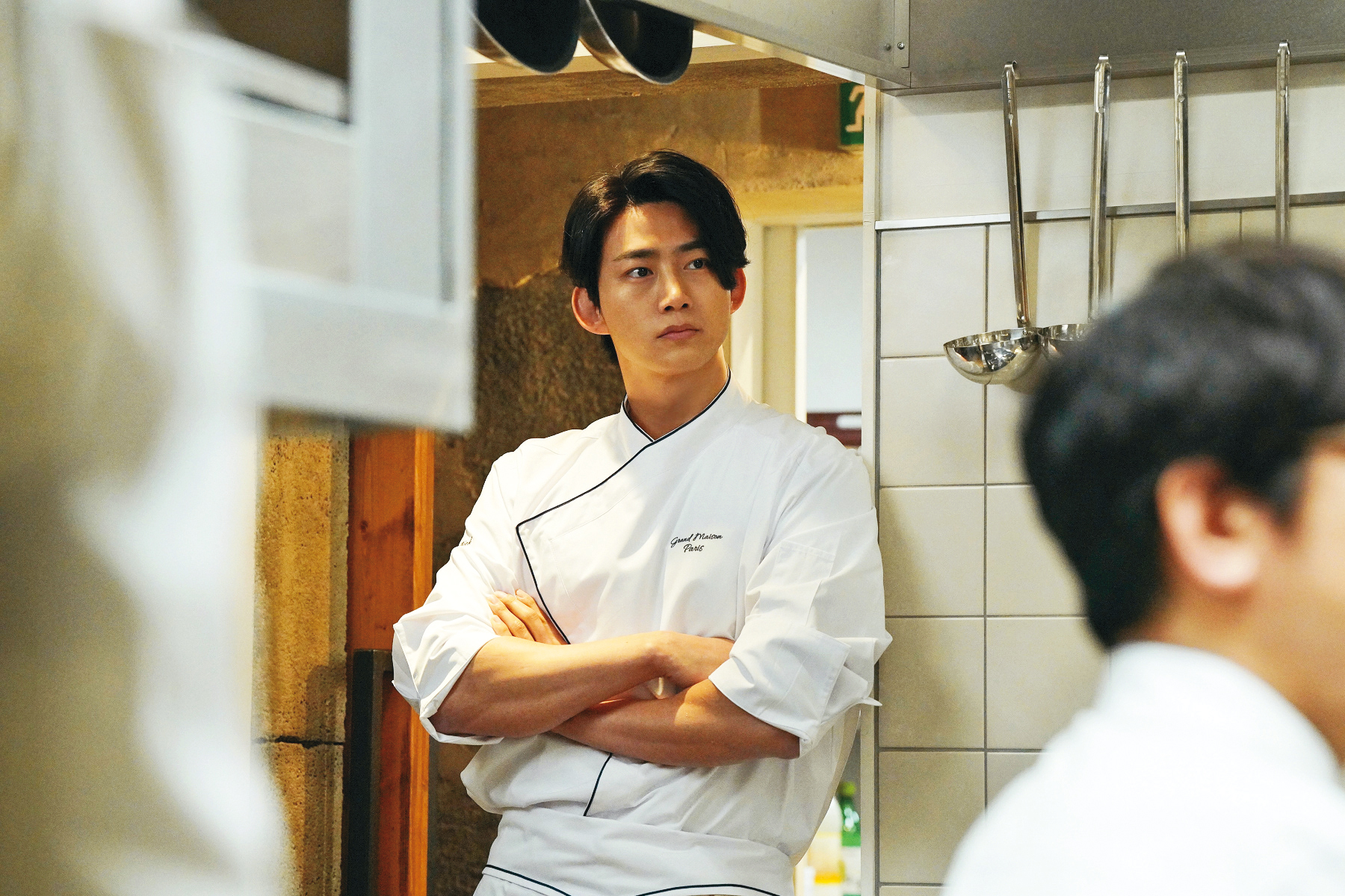 玉澤演曾在韓綜裡展現半桶水的廚藝天分，多年過去他如今挑戰扮演甜點師角色。（采昌提供）