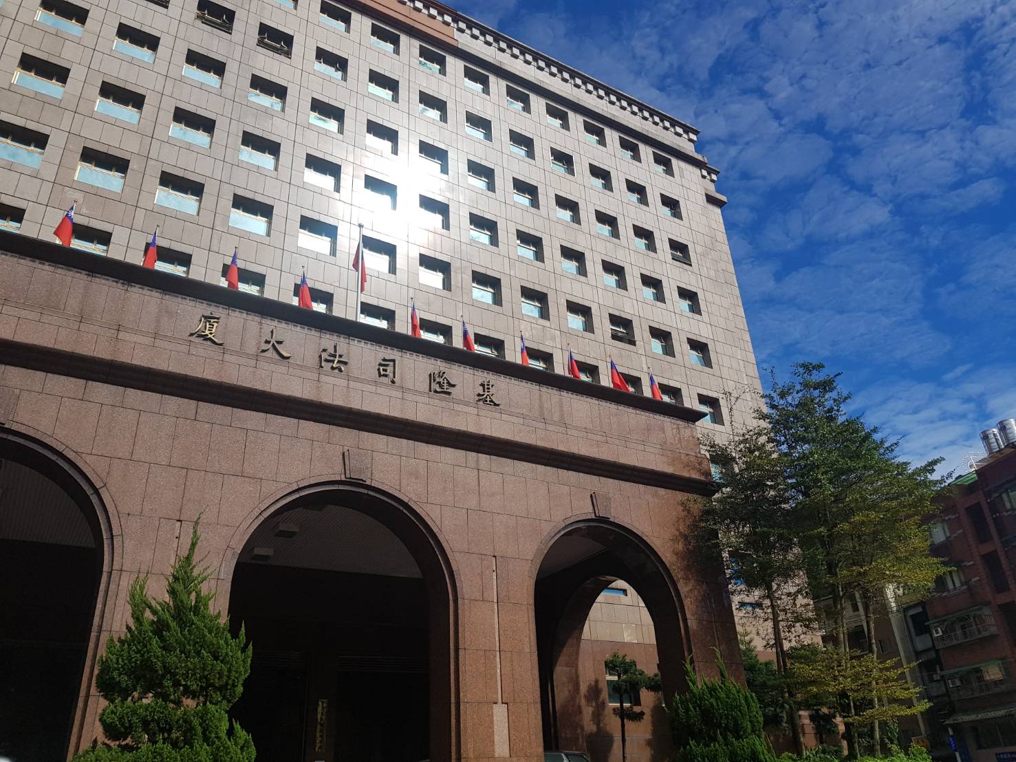 新北學童屆齡沒入學，沒想到早成嬰屍被丟棄山區。（本刊資料照）