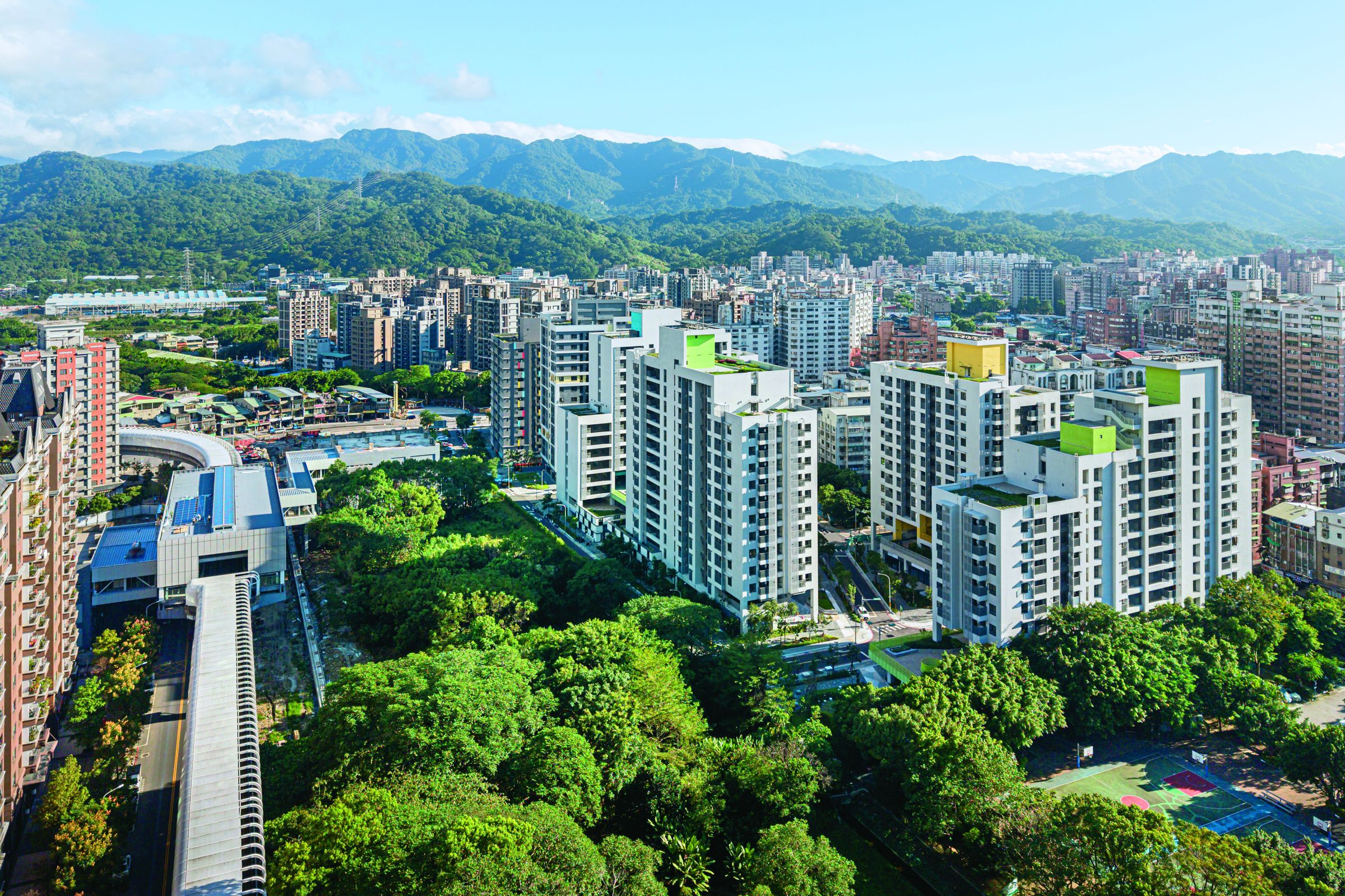三峽國光段(二期)社宅不僅以整體生活考量,創造宜居生活環境,更以零職災高標準如期如質完工。