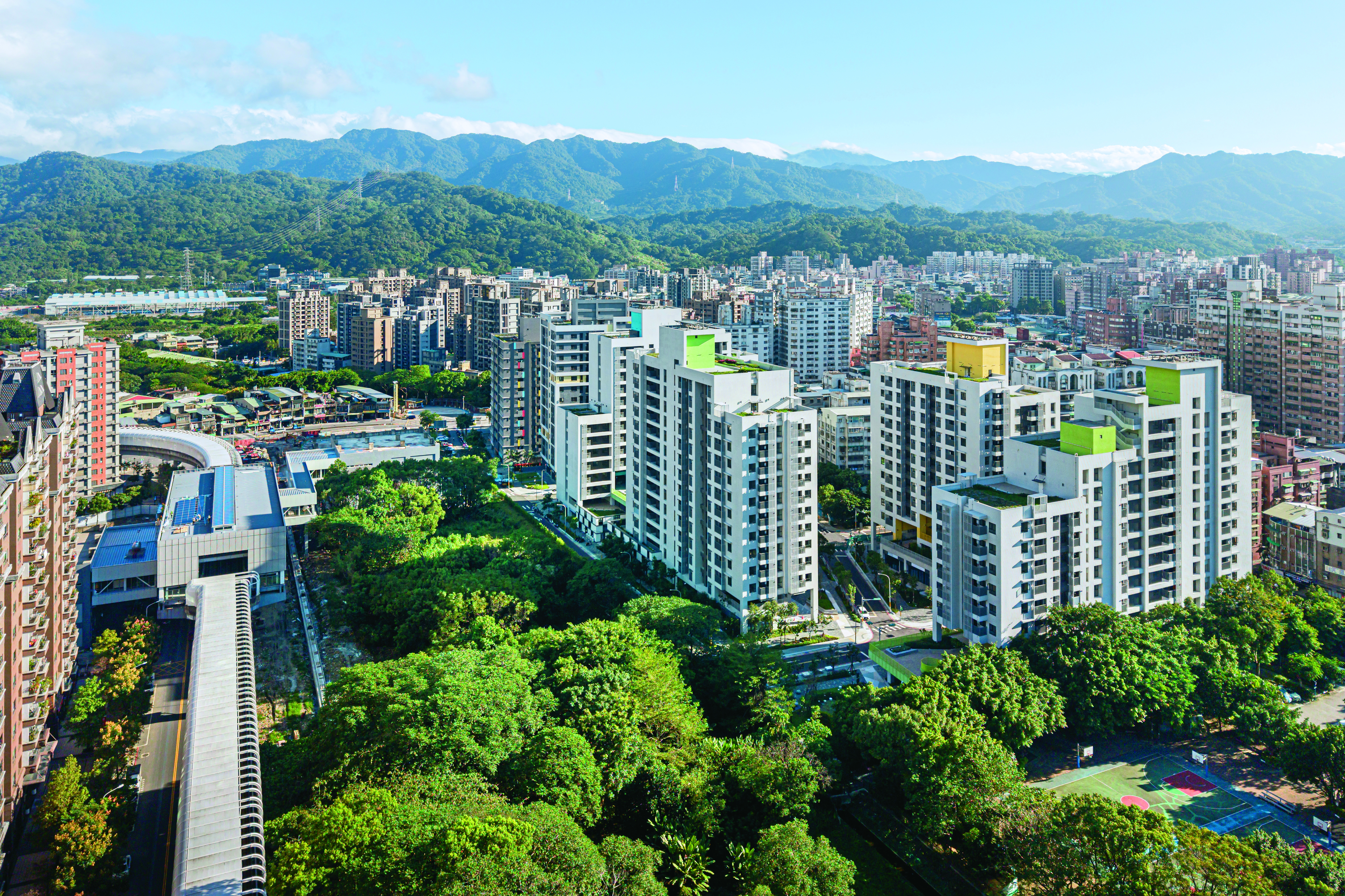 三峽國光段(二期)社宅不僅以整體生活考量,創造宜居生活環境,更以零職災高標準如期如質完工。