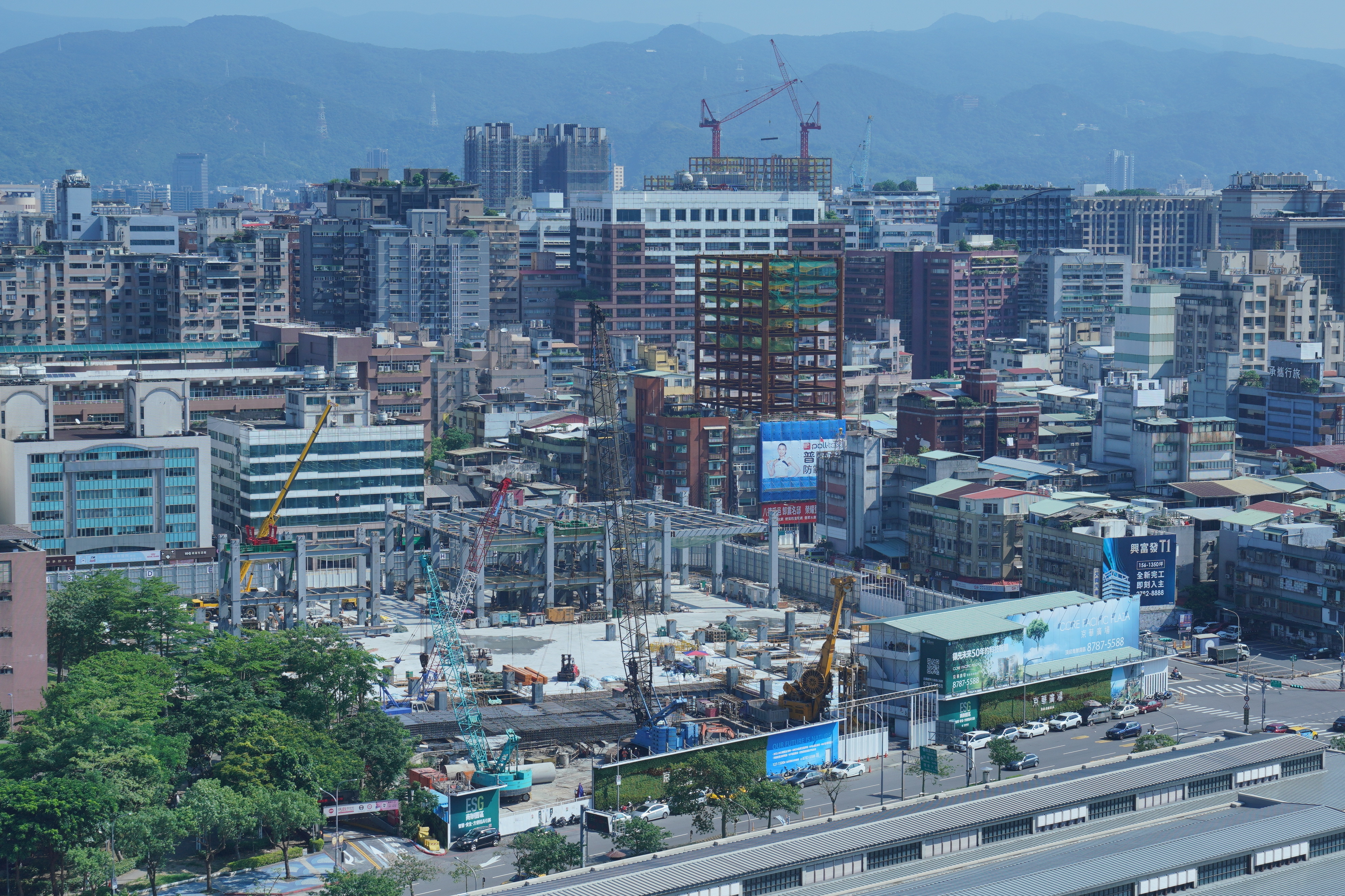 京華城容積率弊案鬧得沸沸揚揚，今檢廉再約談文華東方董事長林命群到案作證。