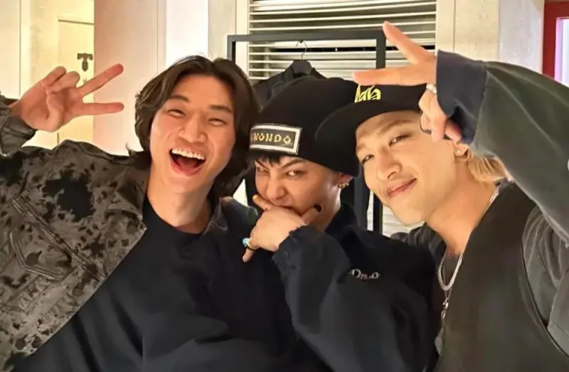 GD宣布明年BIGBANG會來台見大家。(翻攝xxxibgdrgn INS)