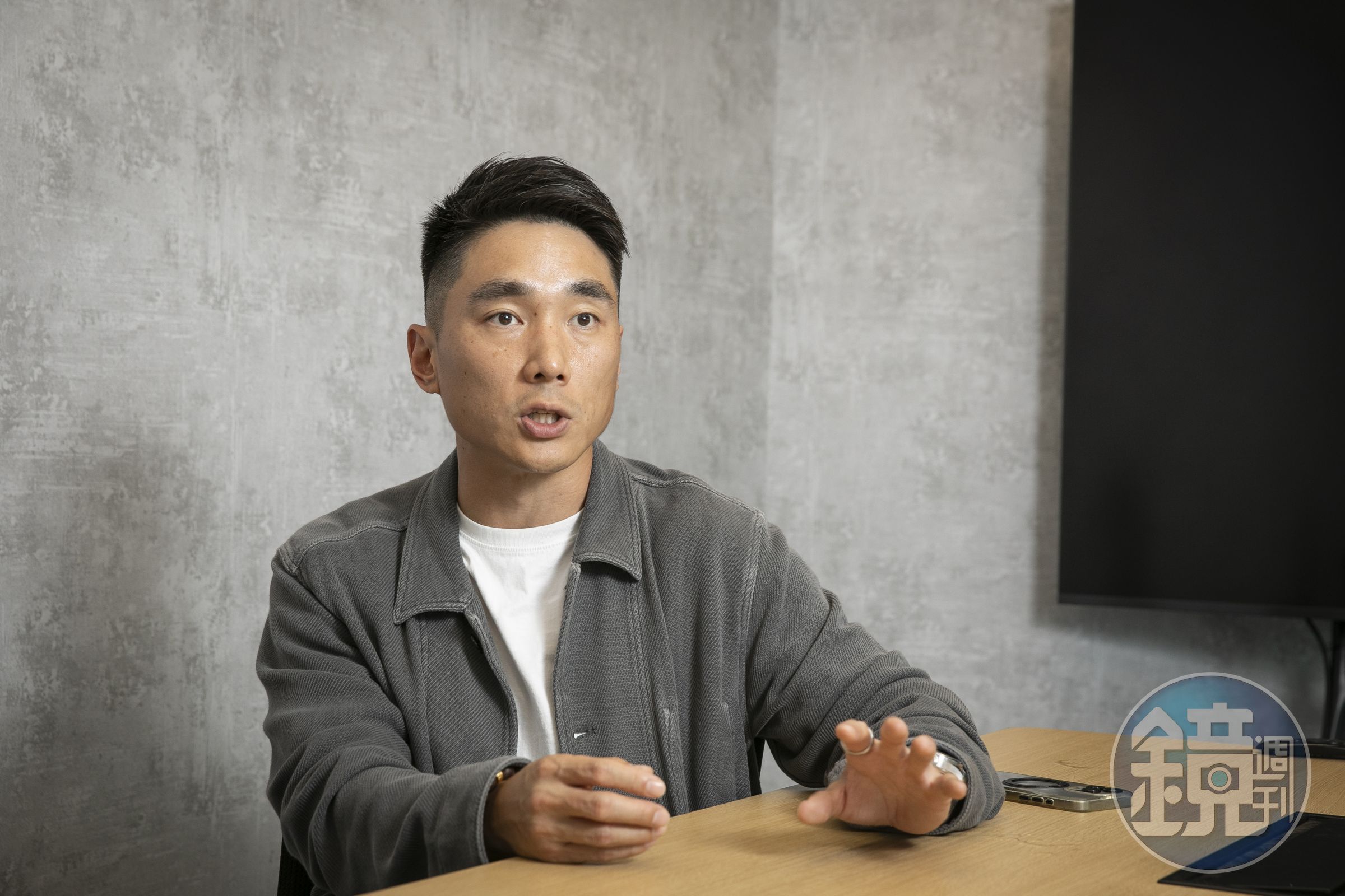 源點科技副董事長鄭旭捷對自家每一個營運據點都能侃侃而談。