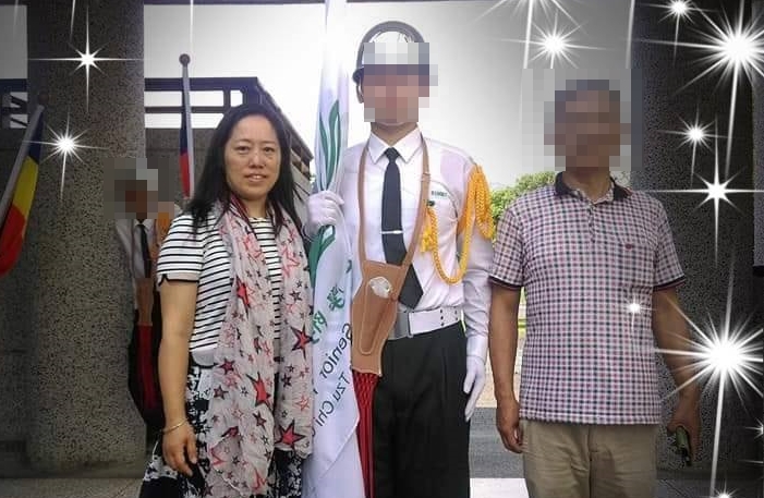 村長鄧萬華因中國國籍問題在本月初遭到解職，她不滿回應，不是自己不願意提供放棄國籍證明，「而是根本辦不到」。（翻攝自鄧萬華臉書）