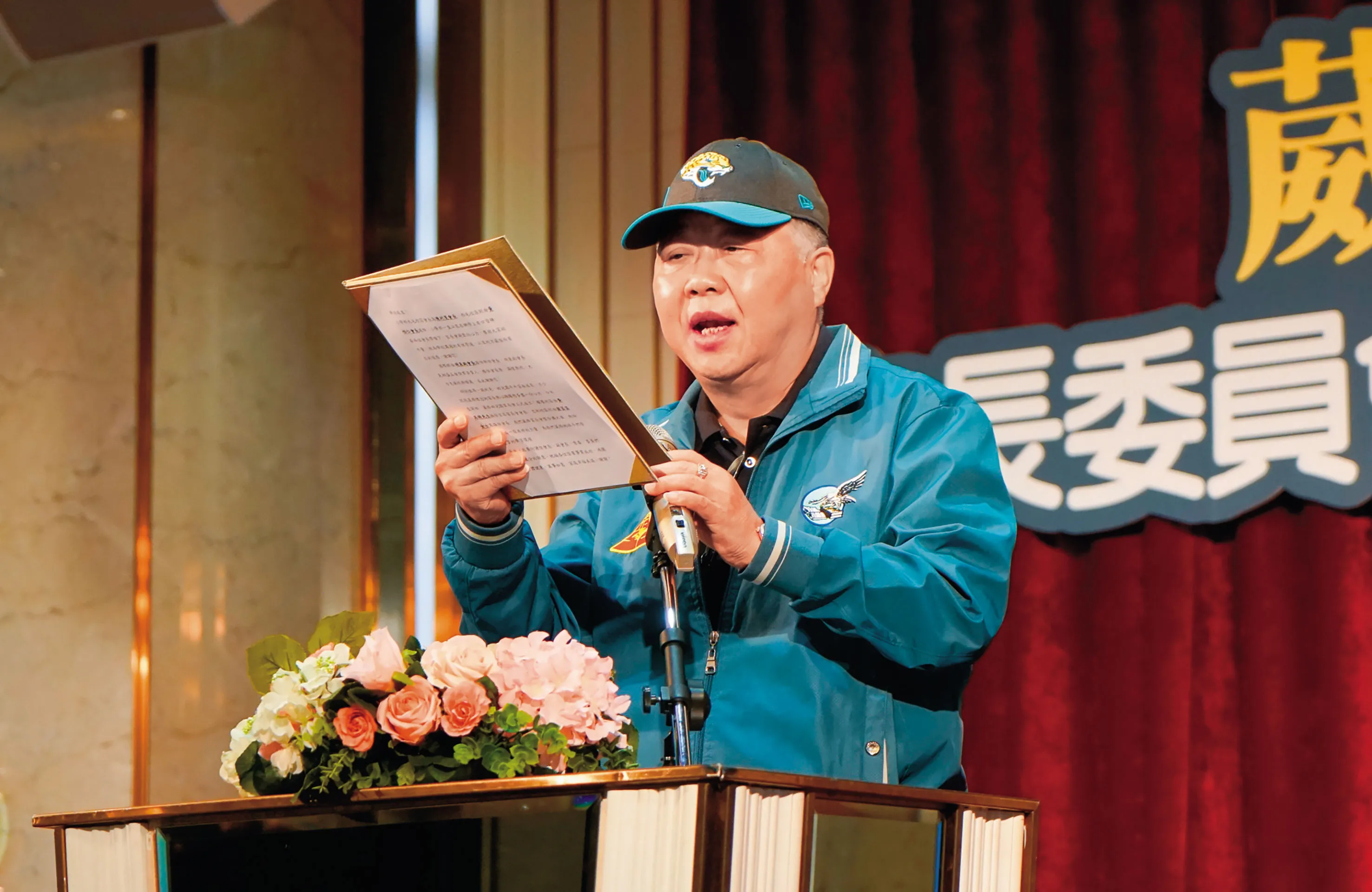 金錢豹老董反擊／金錢豹創辦人控葳格前校長背信　同一包商整修校園又裝潢私宅