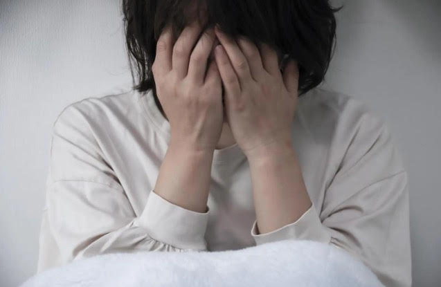 一名人妻在丈夫入獄服刑時,慘遭同住的公公性侵,還因此懷孕。(示意圖,Pixabay)