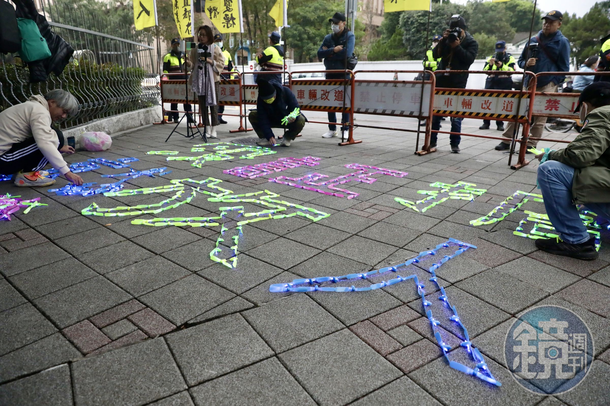 民眾黨組織部今傍晚透過臉書發文，宣布今晚6時要在台北市中正區博愛路131號北檢前集結。